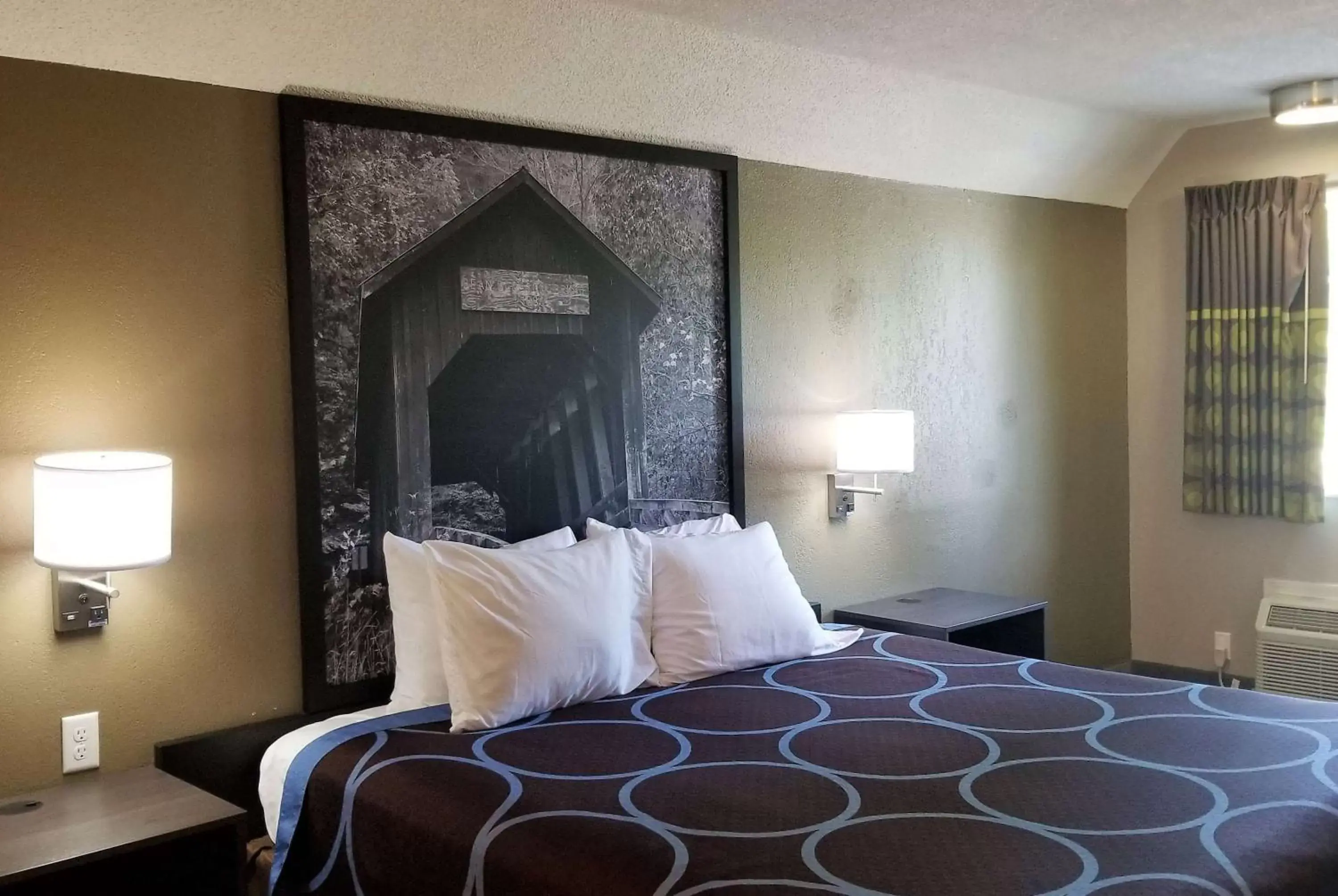 Bedroom, Bed in Super 8 by Wyndham Brownsburg