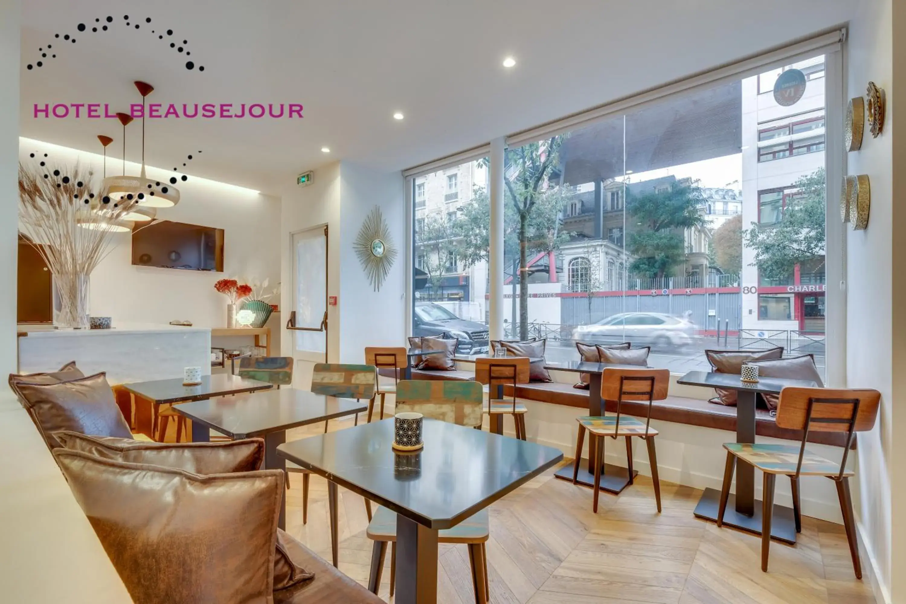 Breakfast, Restaurant/Places to Eat in Hotel Beausejour