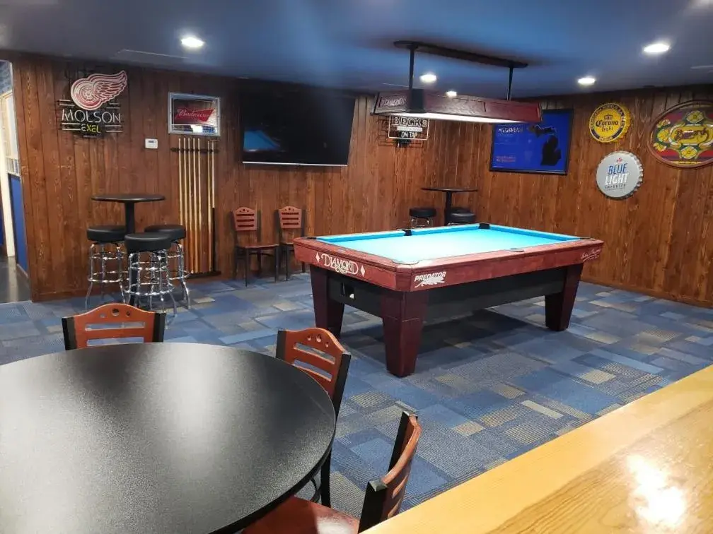 Billiards in Sunset Motel of St. Ignace