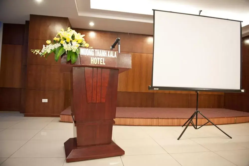 Business facilities in Muong Thanh Grand Xa La Hotel