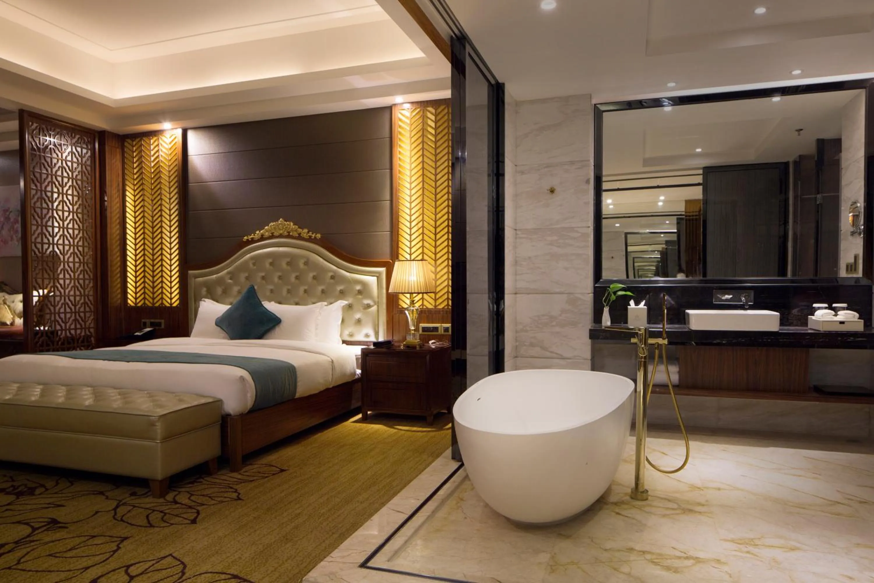 Bed in Honder International Hotel - Free shuttle bus between hotel and exhibition center during Canton Fair period