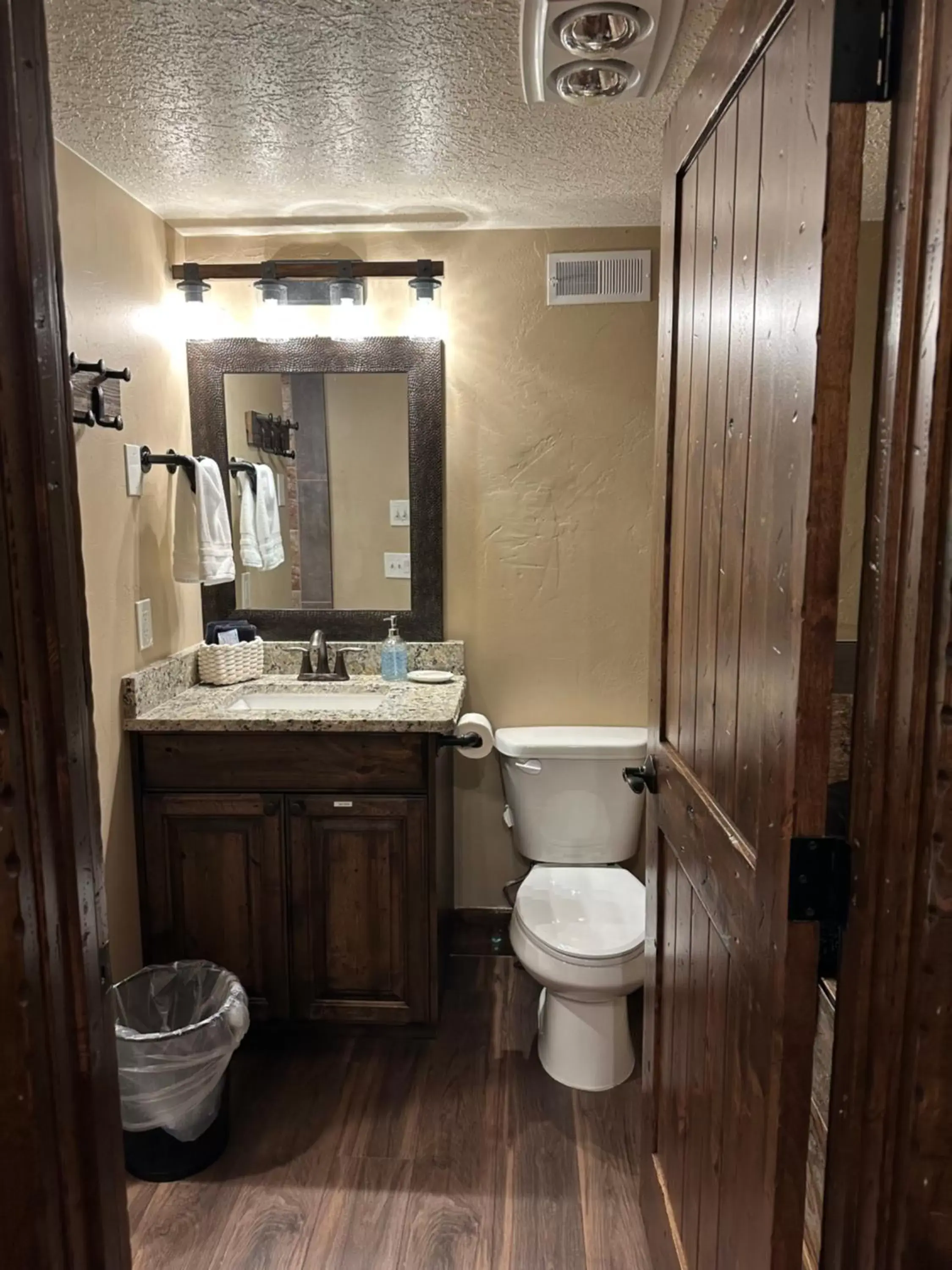Bathroom in Zion Cliff Lodge