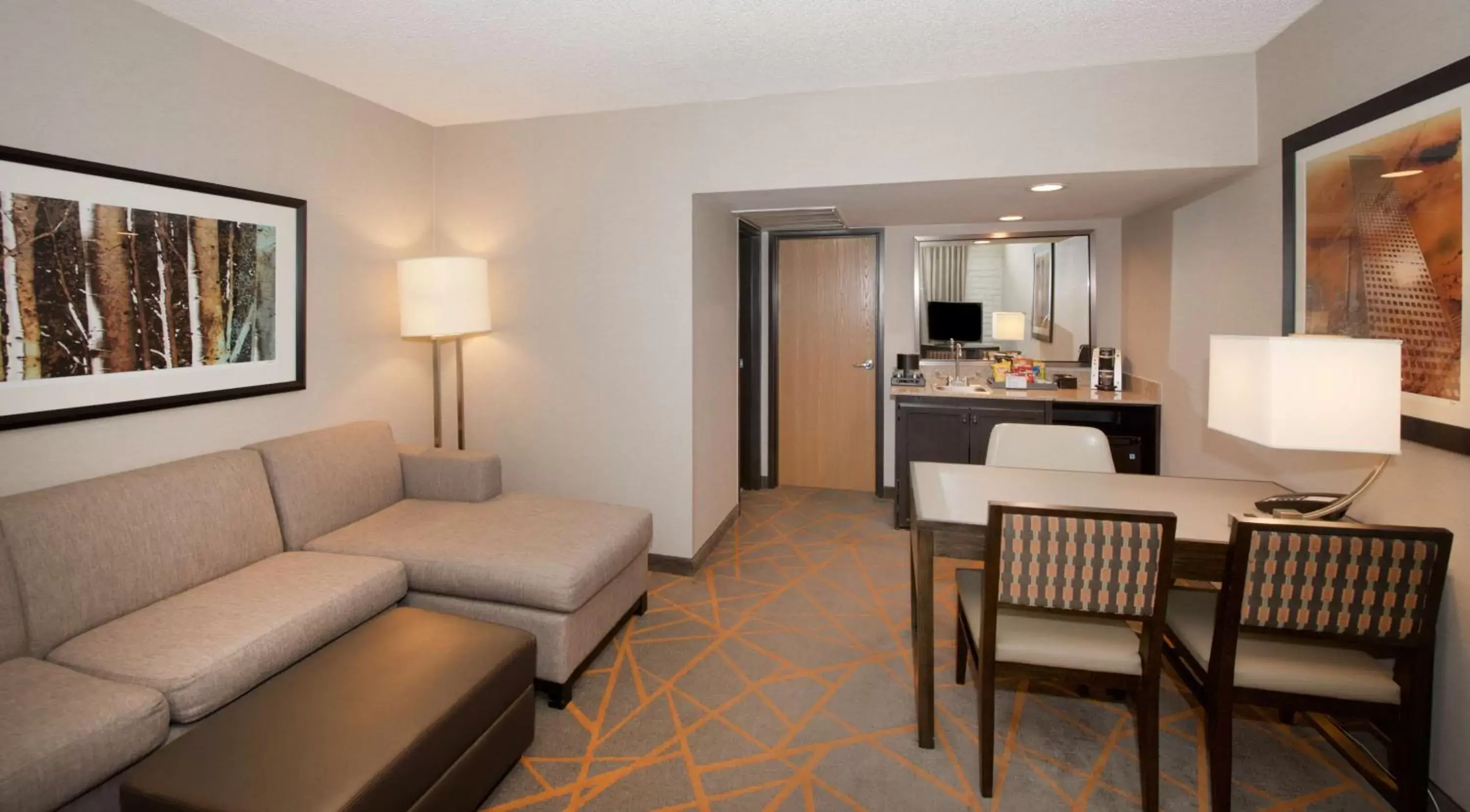 Living room, Seating Area in Embassy Suites by Hilton Denver Tech Center North
