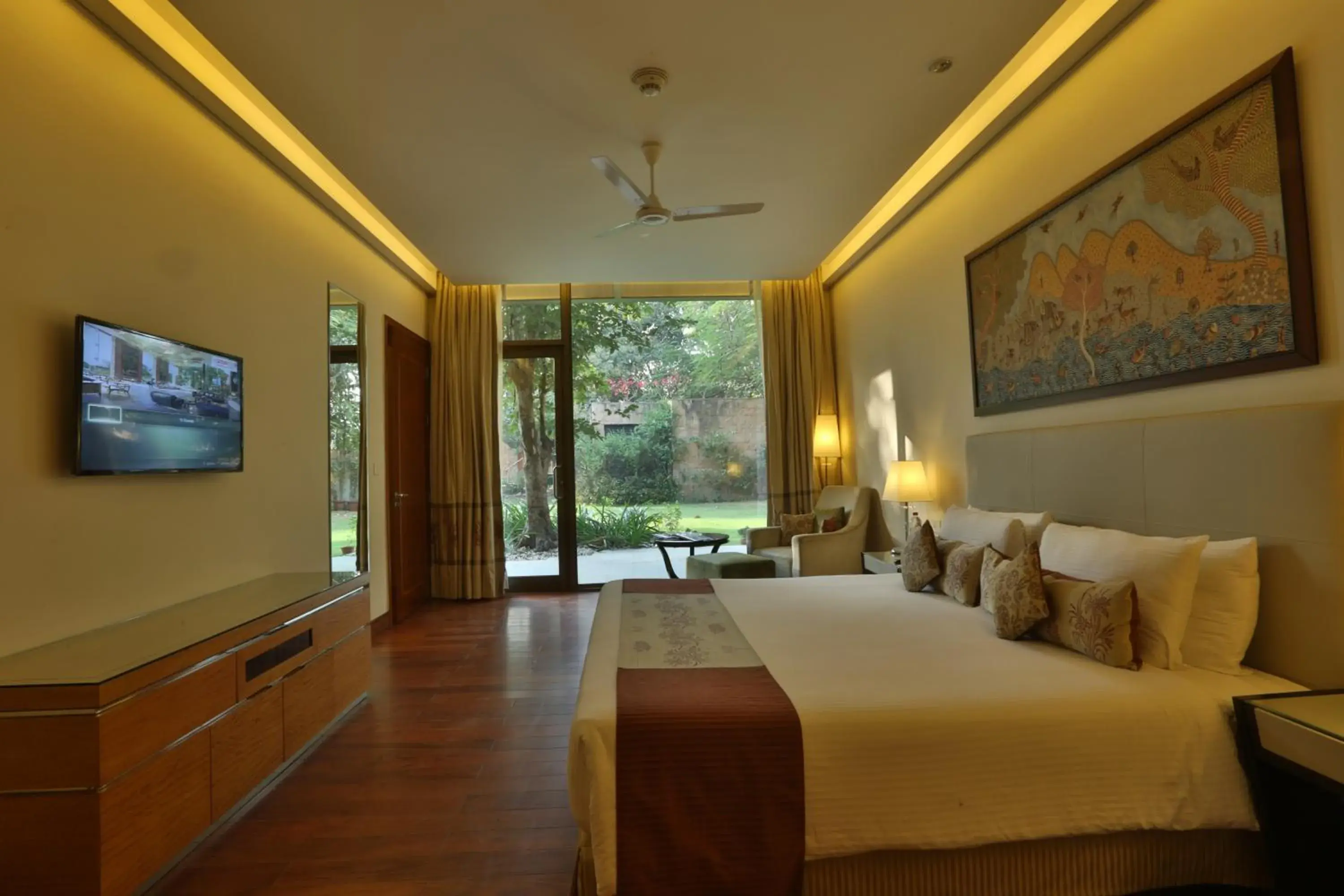 Photo of the whole room in The Gateway Resort Damdama Lake