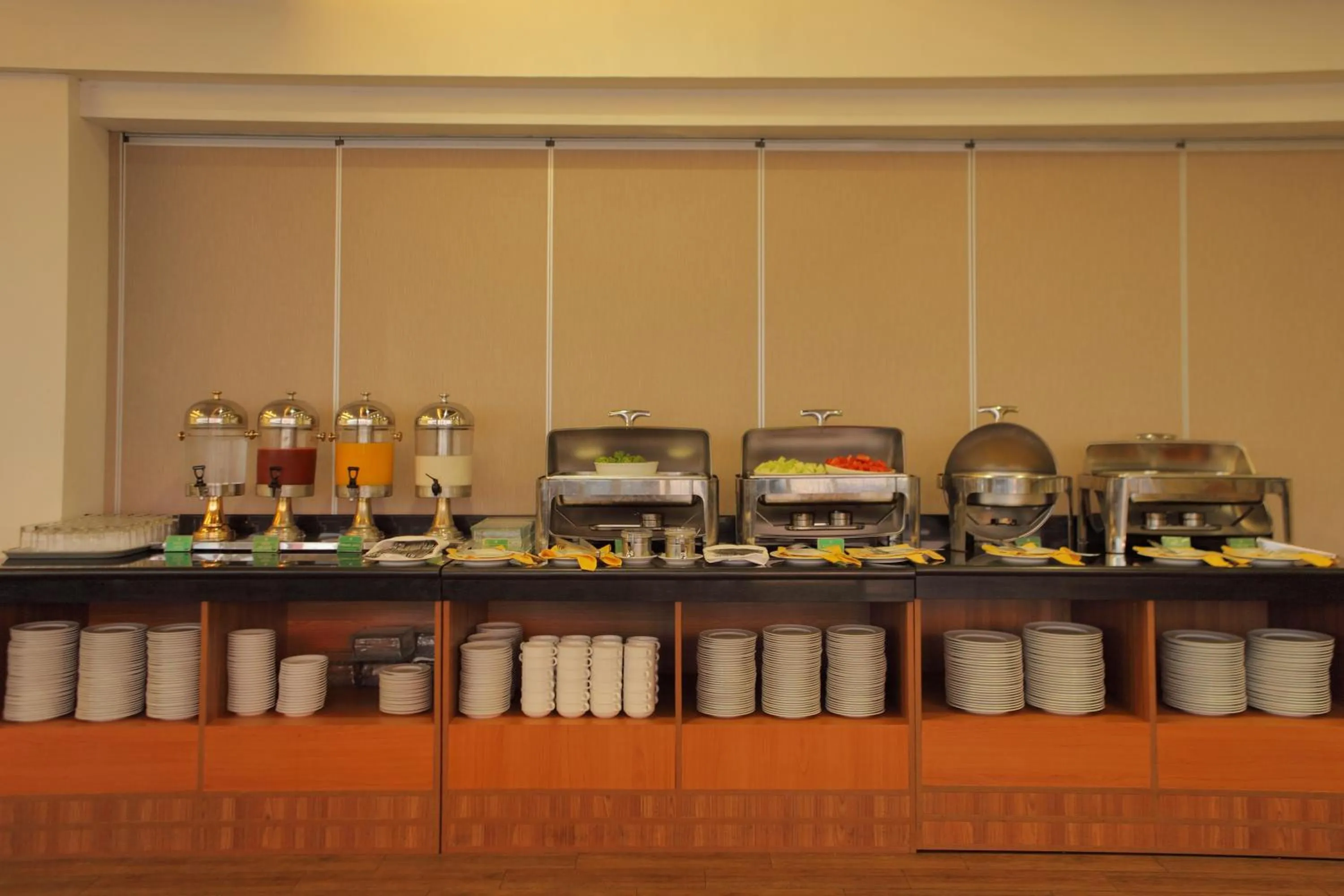 Buffet breakfast in Hotel on The Rock