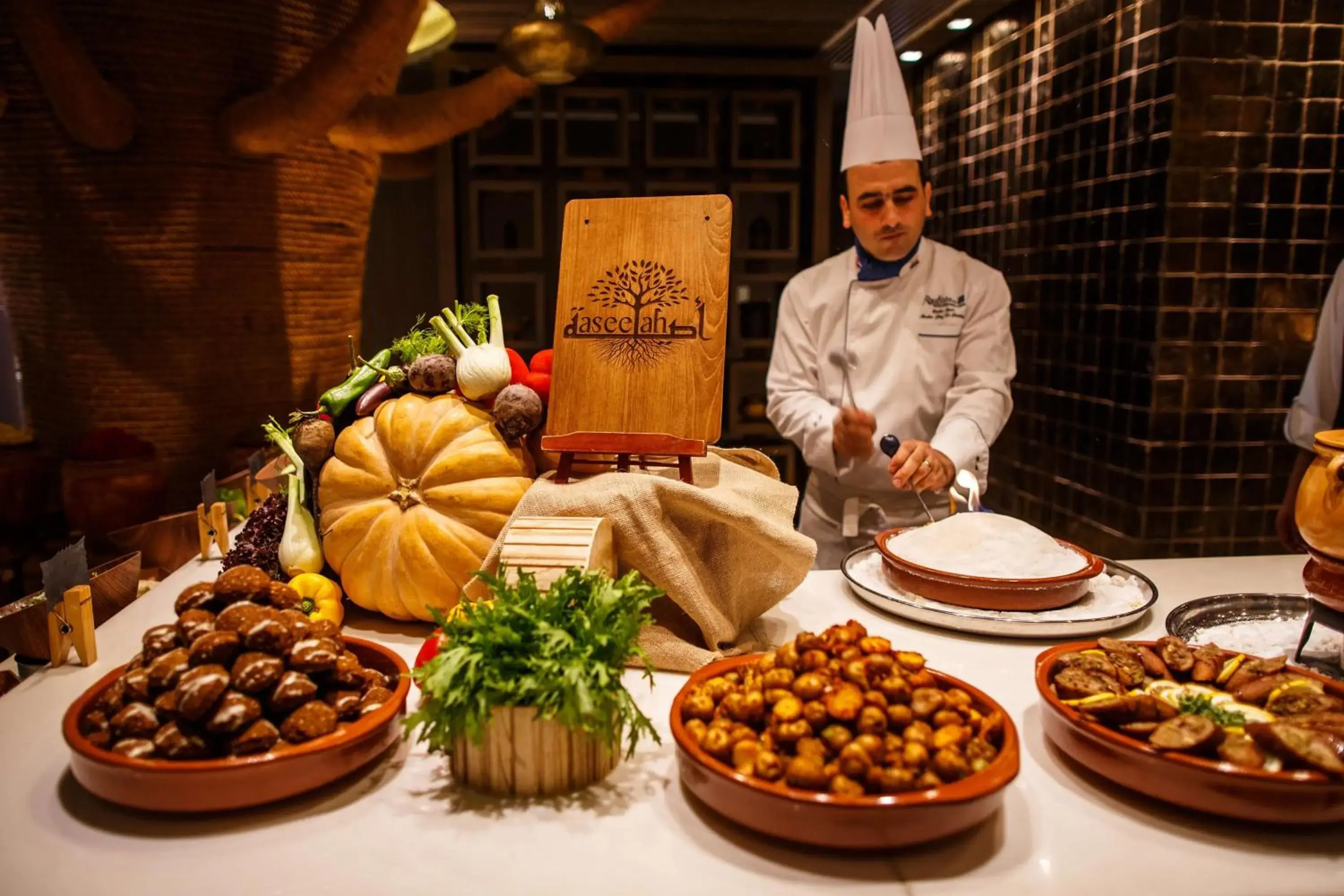 Restaurant/places to eat, Food in Radisson Blu Hotel, Dubai Deira Creek