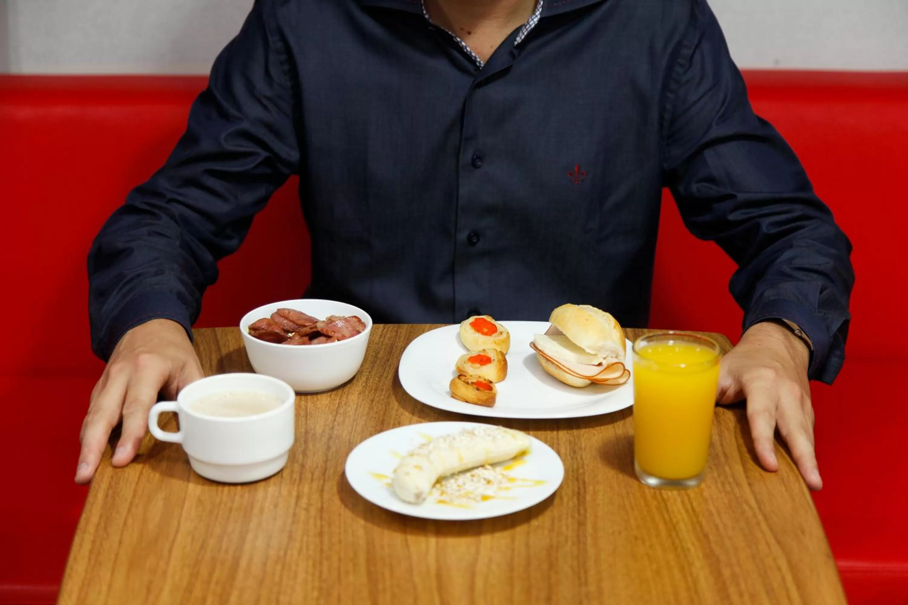 Food close-up in ibis Cascavel