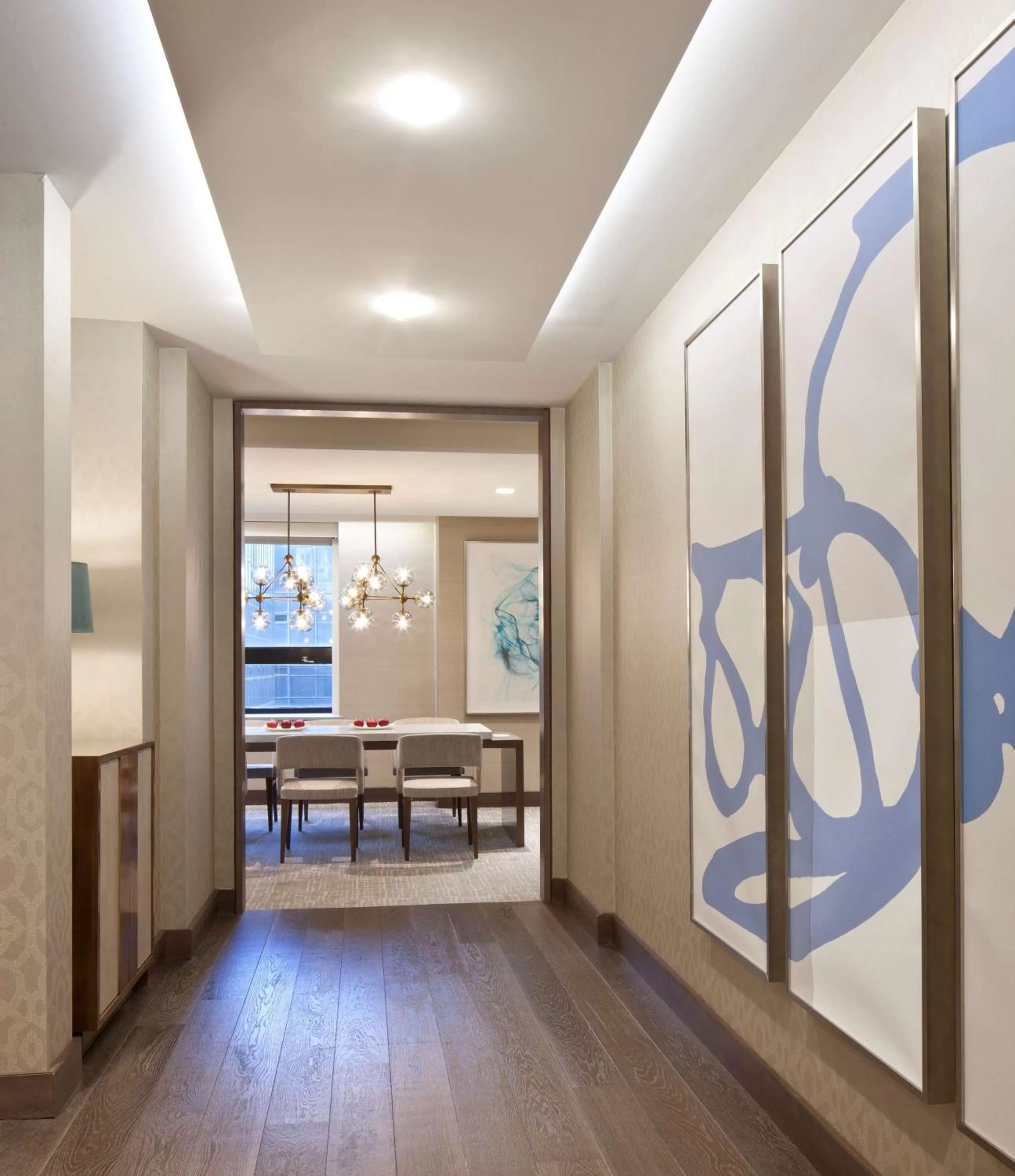 Photo of the whole room in Hyatt Grand Central New York