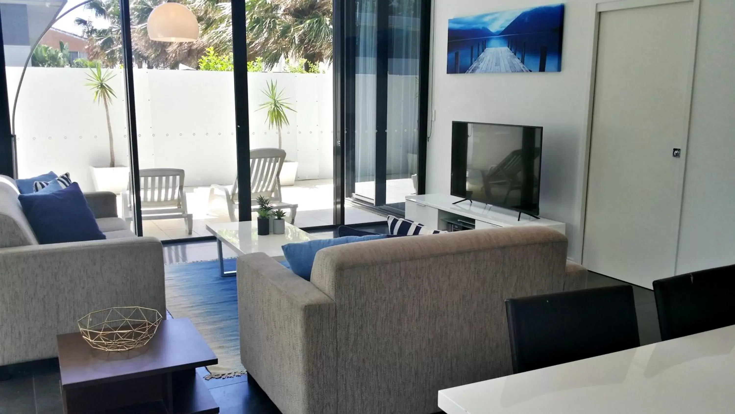 Living room, Seating Area in Ultra Broadbeach