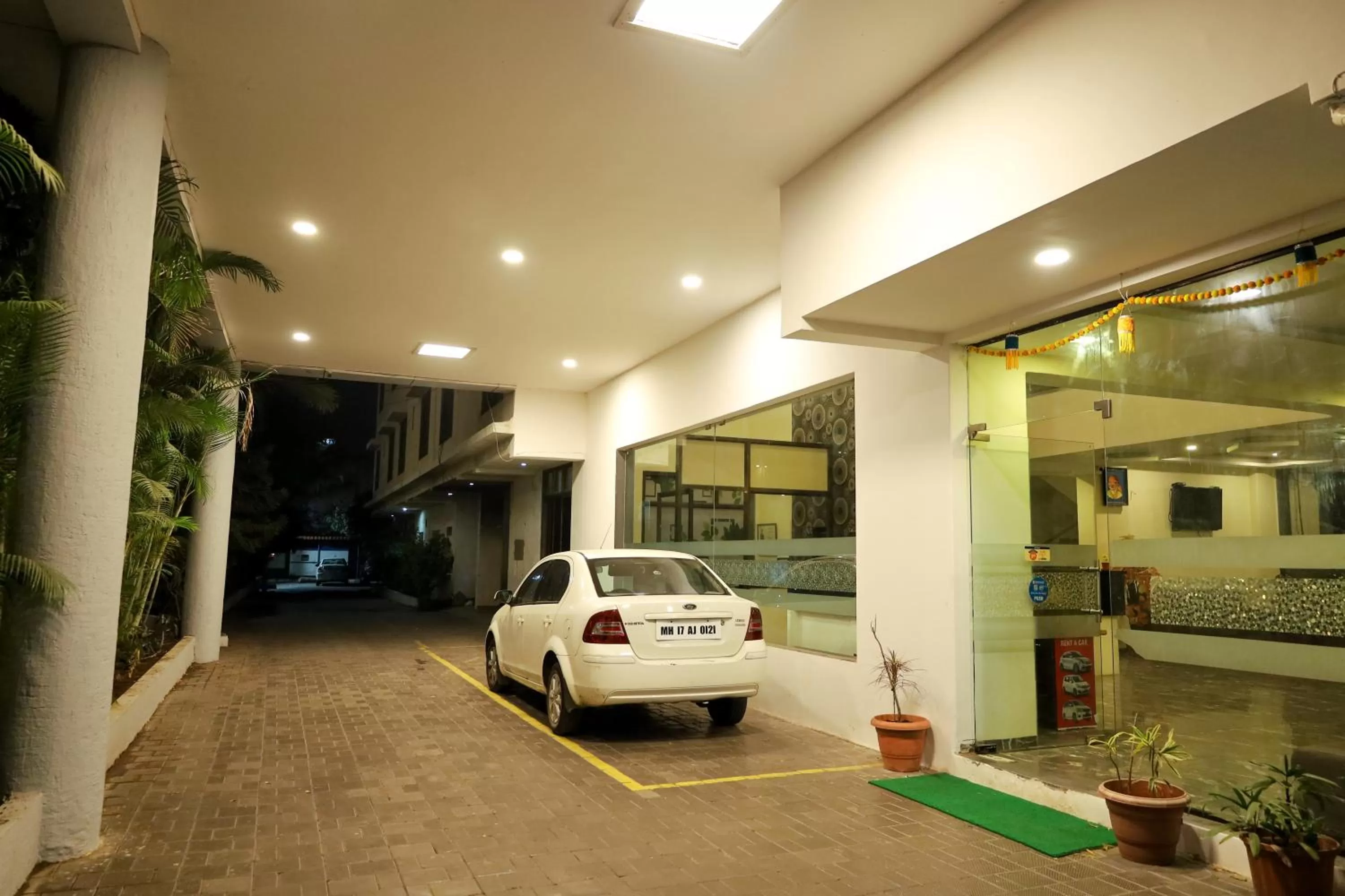 Parking in Hotel Sai Bansi