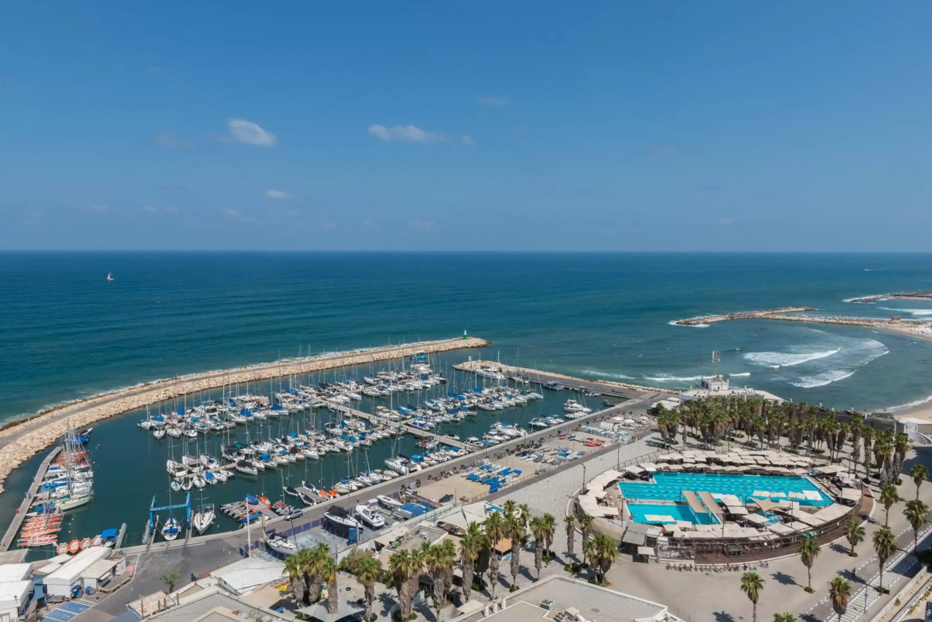 Sea view, Bird's-eye View in Herods Tel Aviv By The Beach