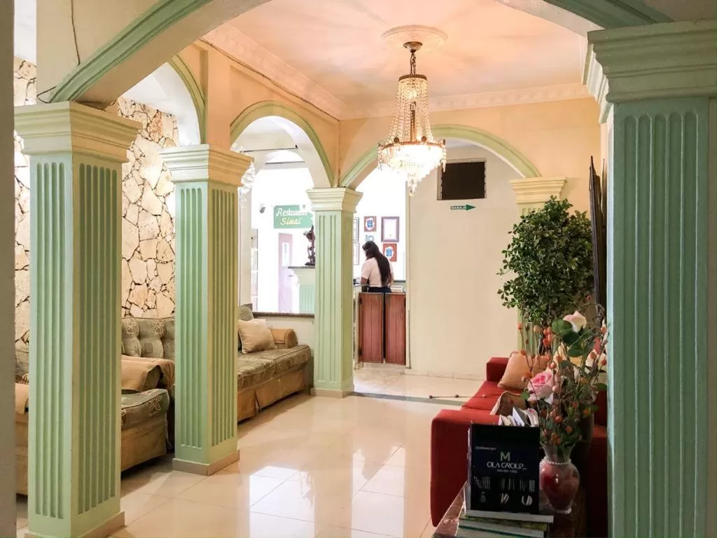 Living room, Bed in Hotel Sinai