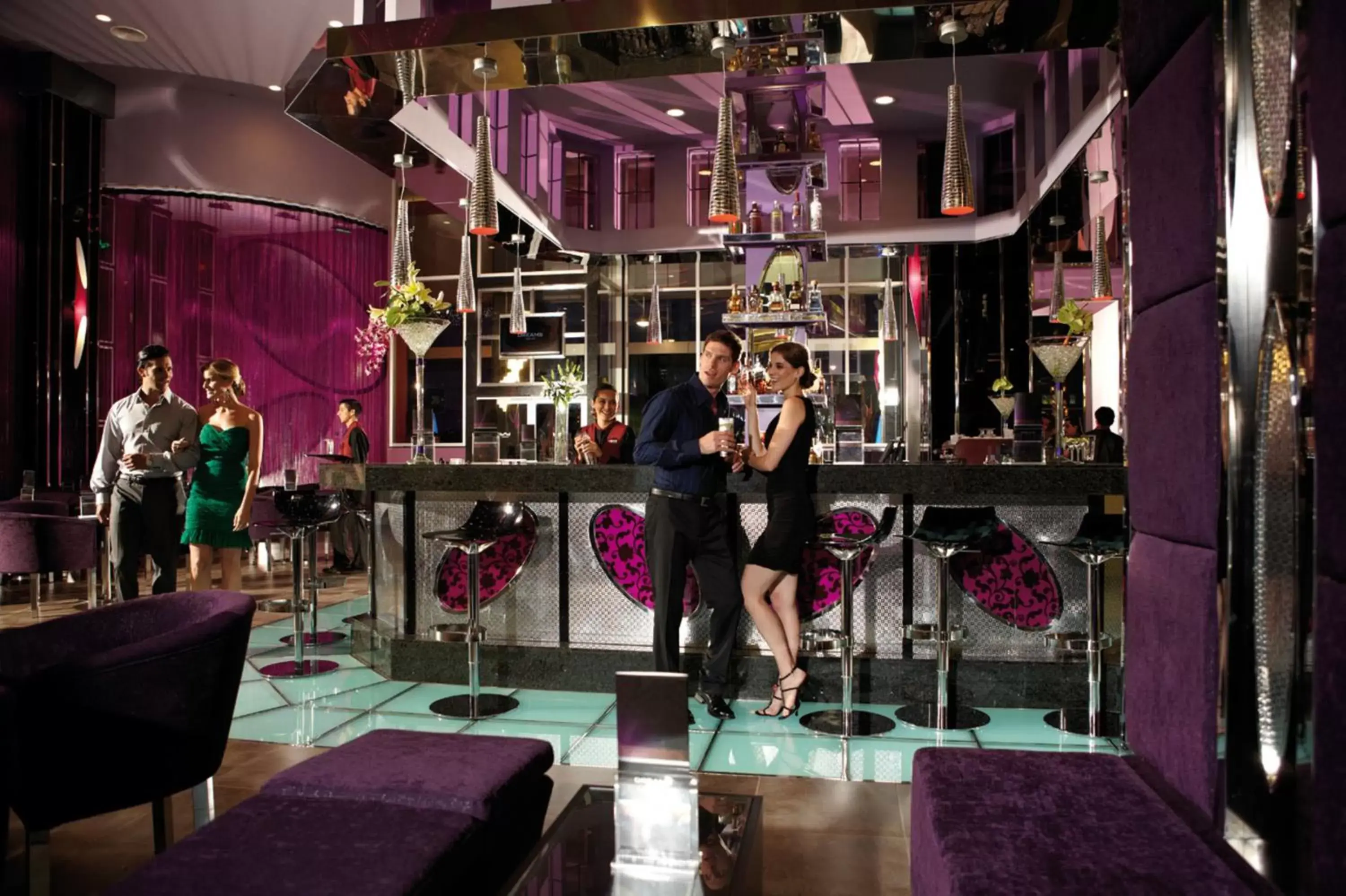 Lounge or bar in Riu Plaza Guadalajara Lounge or bar in Riu Plaza Guadalajara