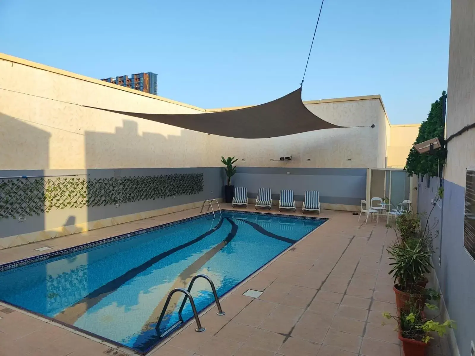 Swimming Pool in Al Raya Hotel Apartments