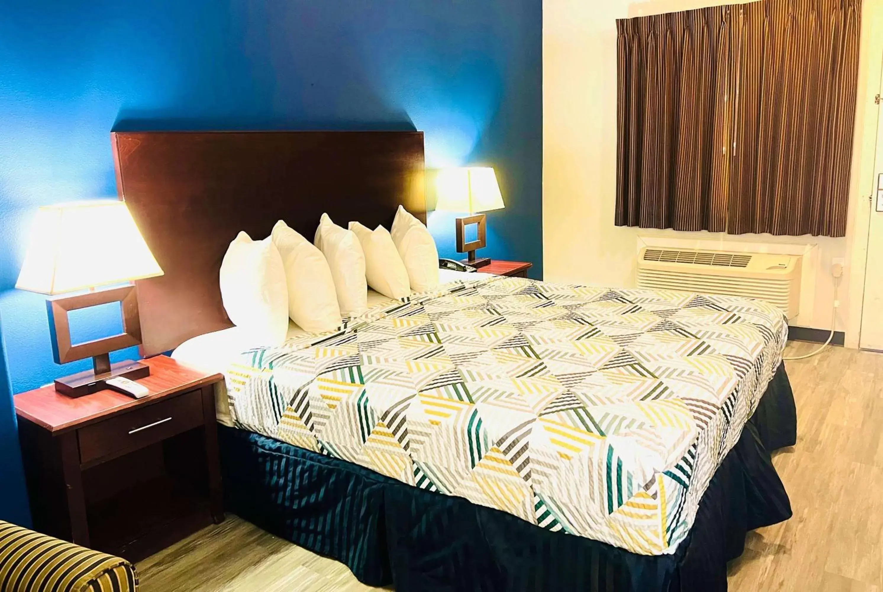 Bed in Baymont by Wyndham Ridgecrest Bed in Baymont by Wyndham Ridgecrest