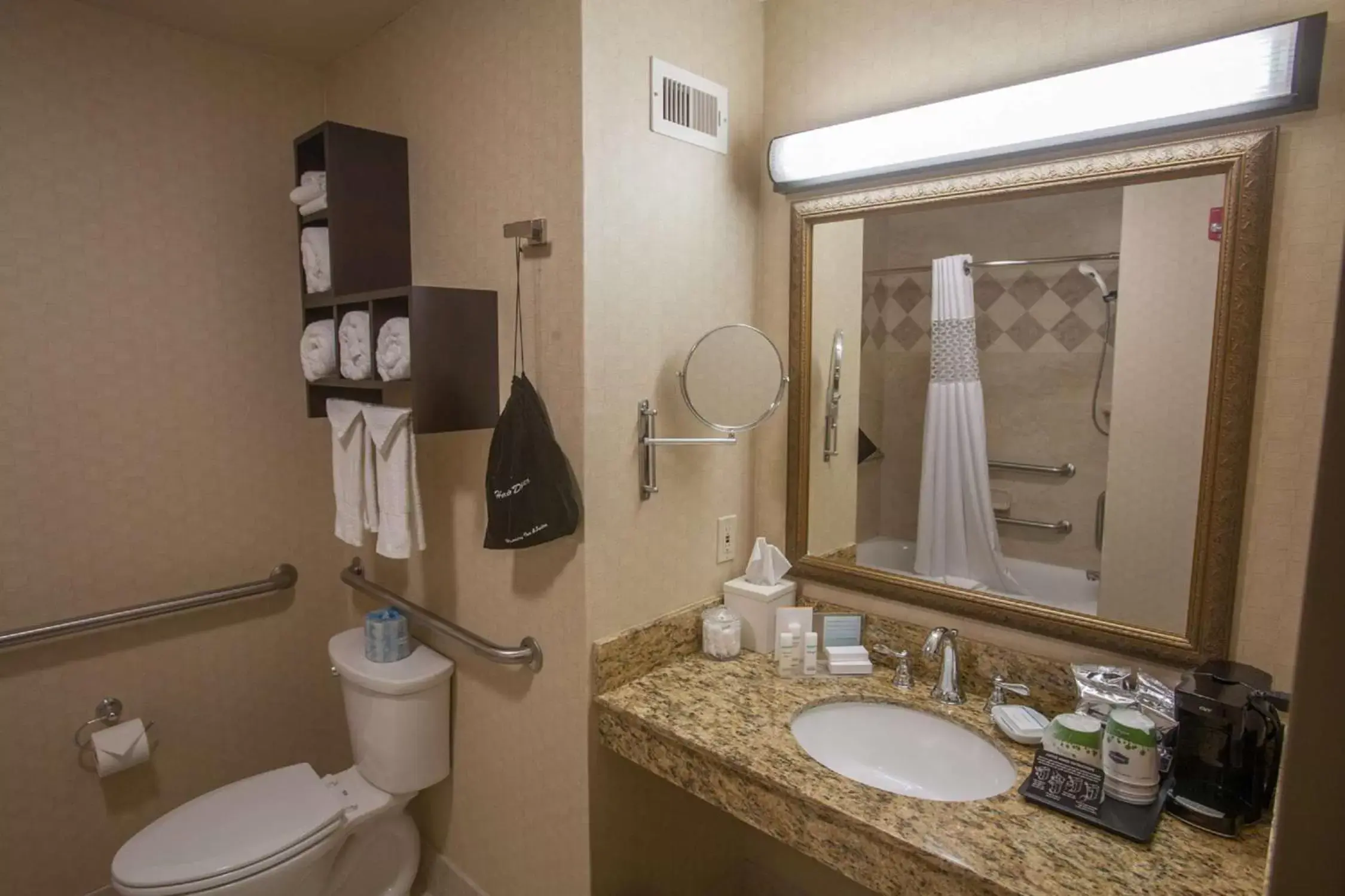 Bathroom in Hampton Inn & Suites Stillwater