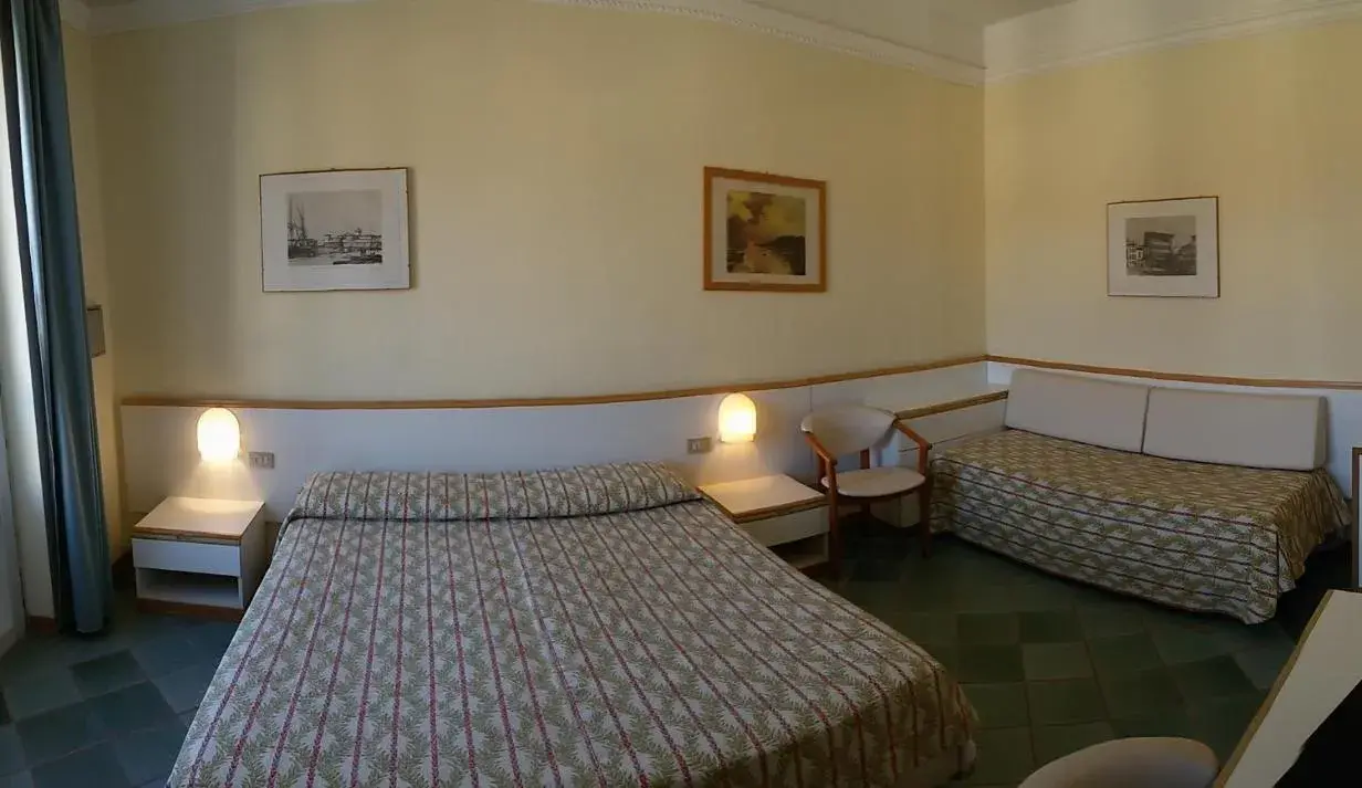 Bed in Hotel L'Approdo