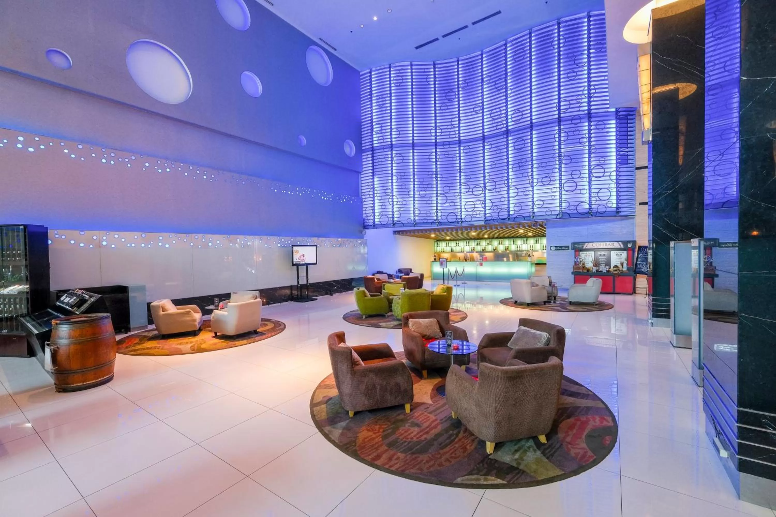 Lounge or bar in Swiss-Belhotel Mangga Besar