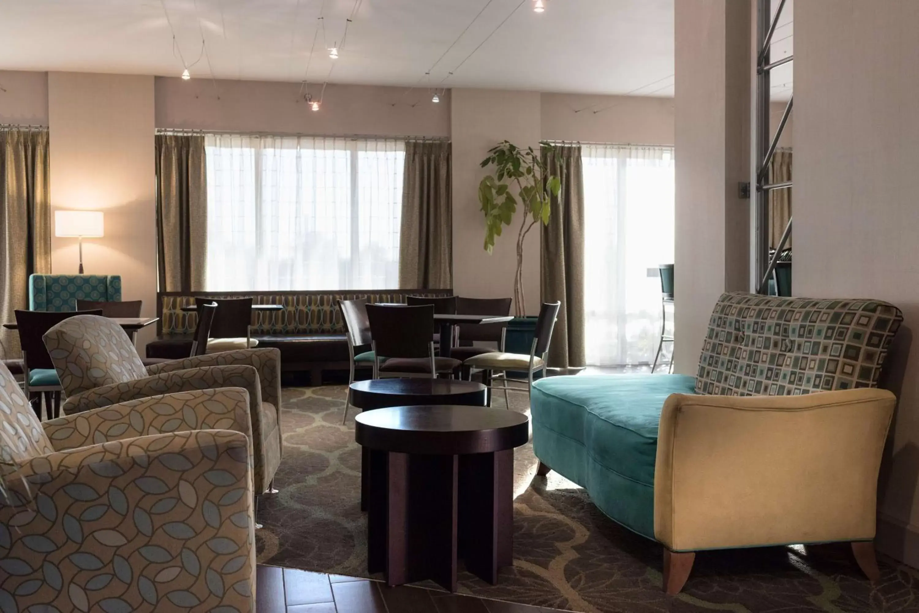 Lobby or reception, Lounge/Bar in Hampton Inn Brooksville Dade City