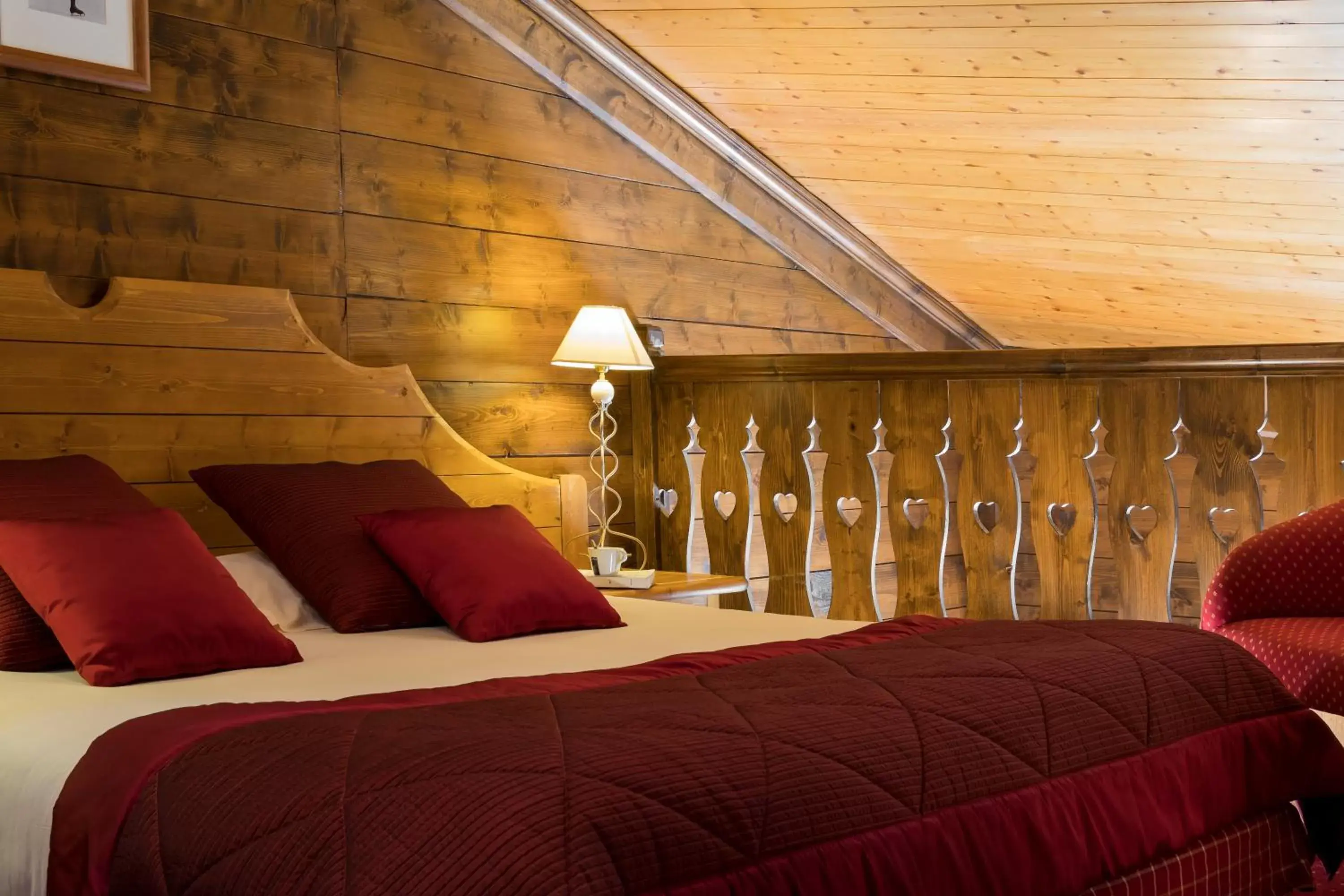 Bedroom, Bed in Hotel Mont Vallon