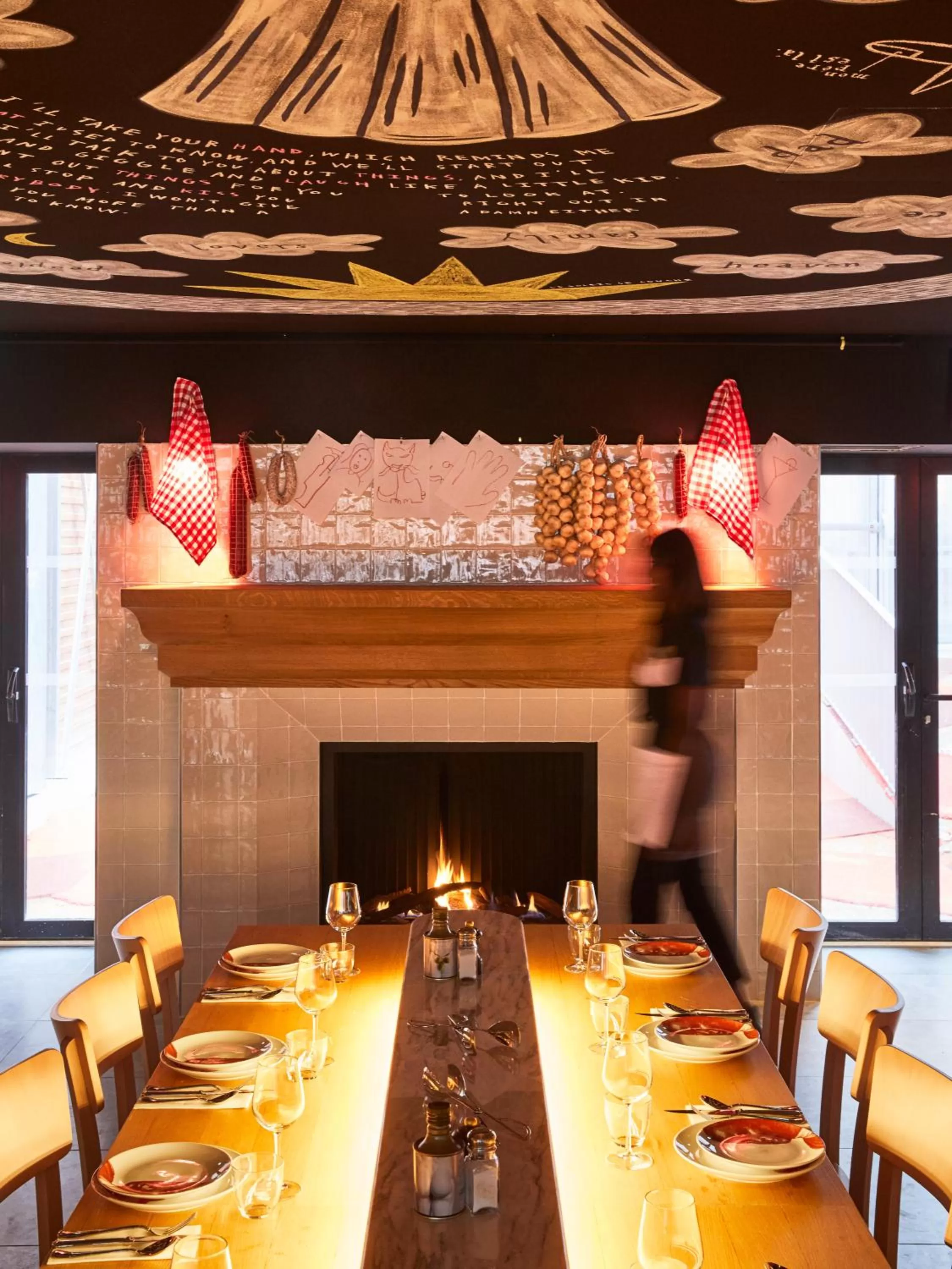 Restaurant/places to eat in Mama Shelter Toulouse