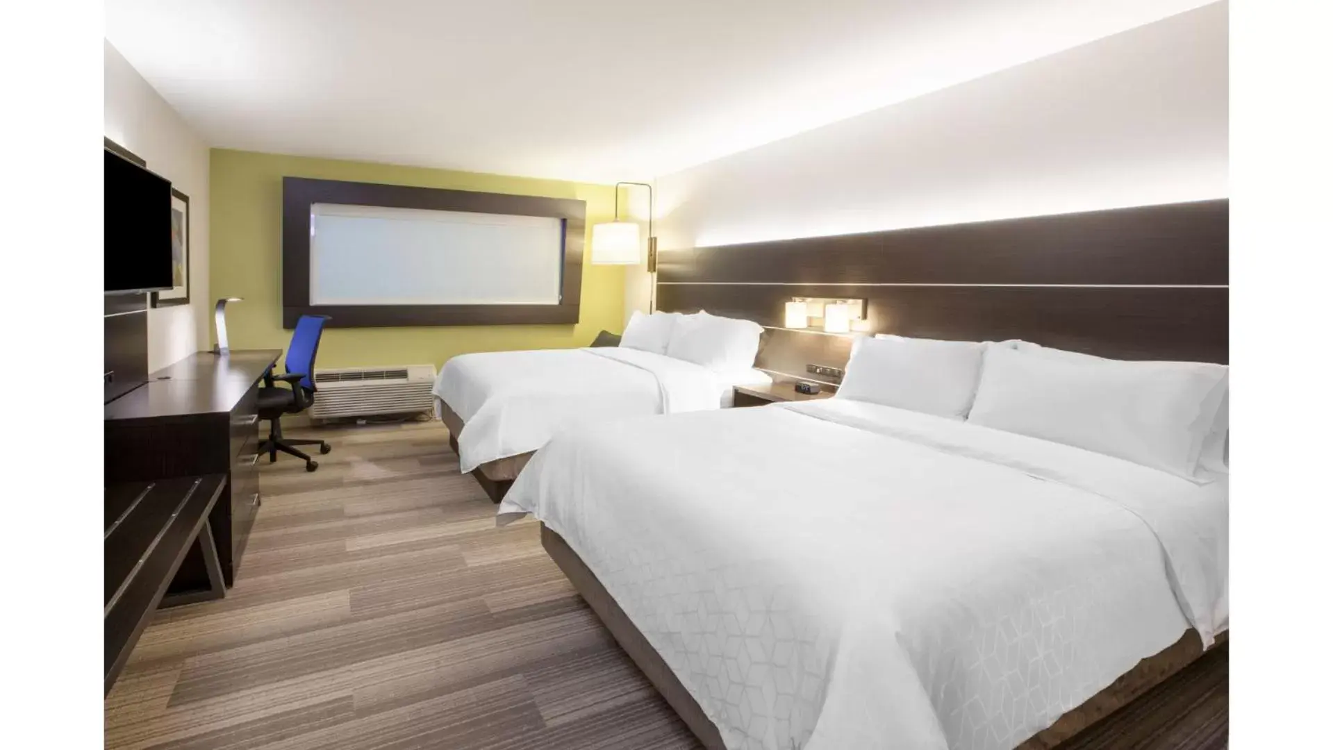 Bed in Holiday Inn Express & Suites - Toronto Airport South, an IHG Hotel