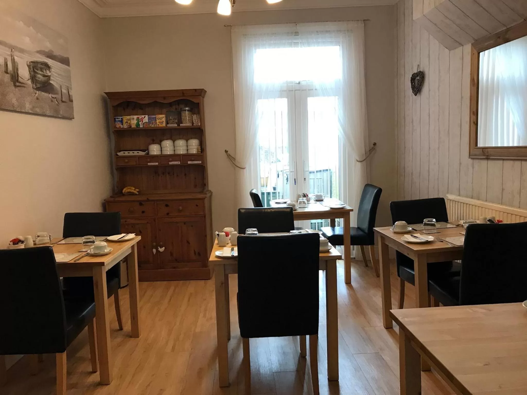 Dining area in Cliveden Guest House
