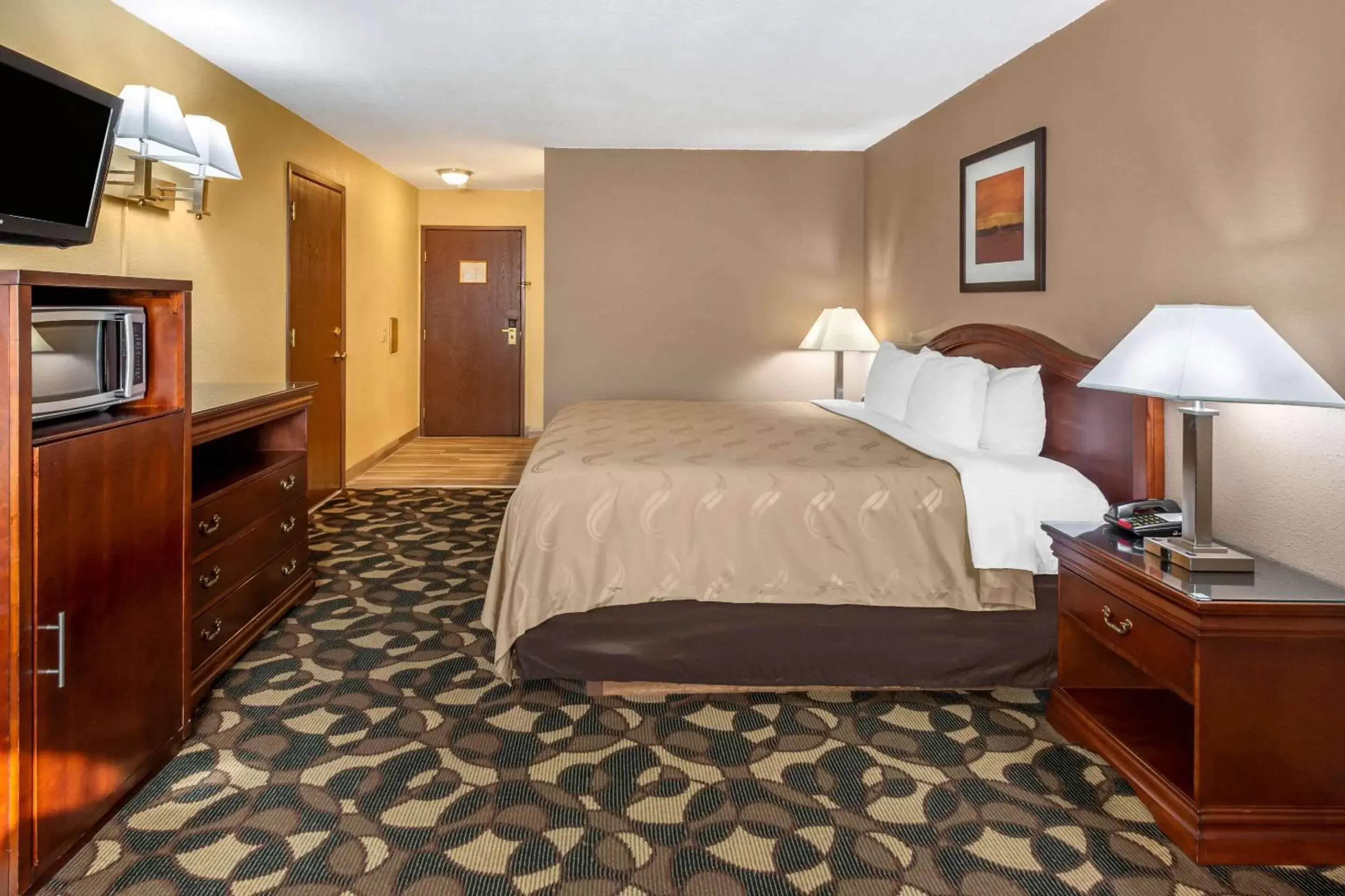 Photo of the whole room, Bed in Quality Inn Paradise Creek