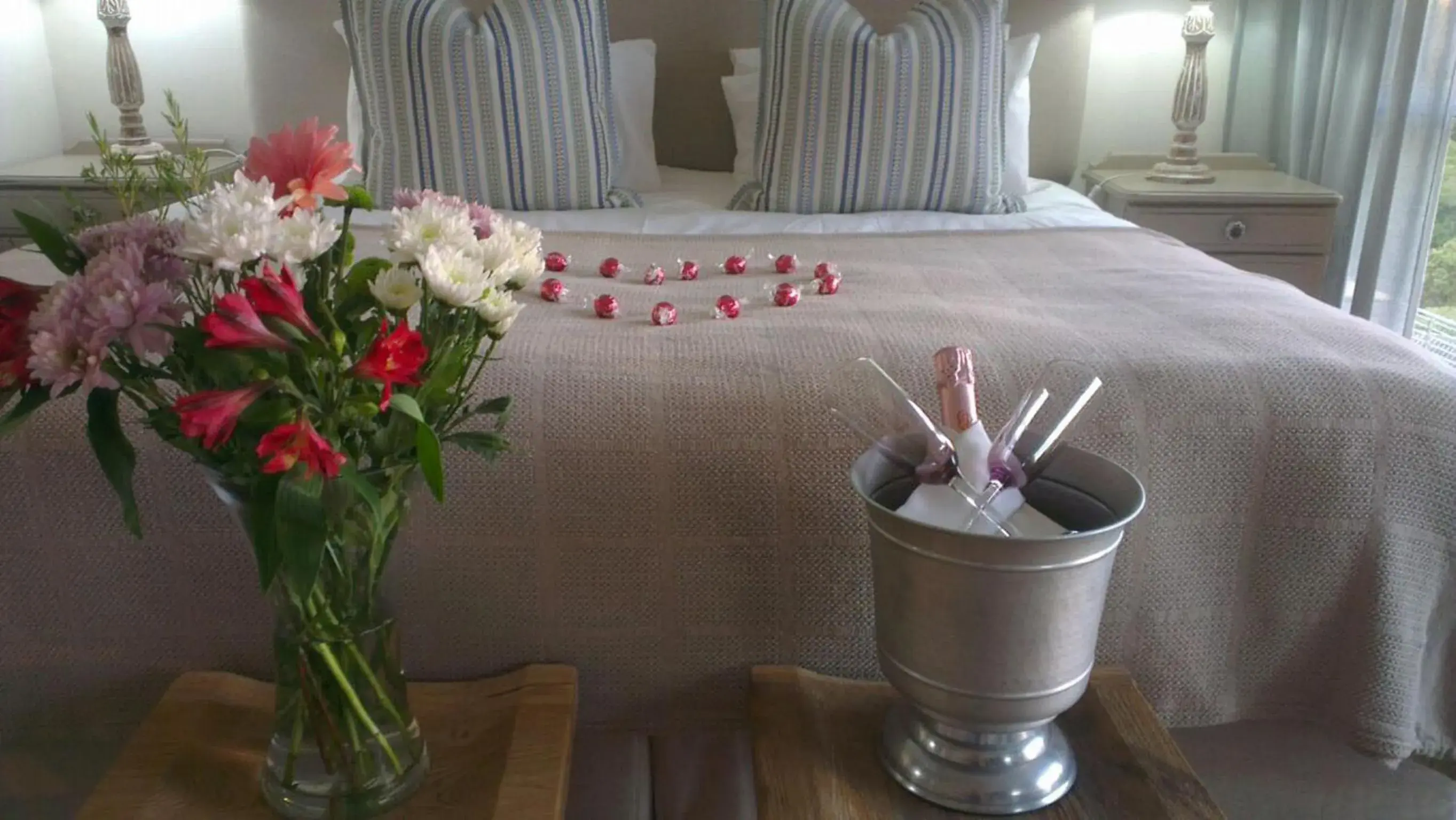 Balcony/Terrace, Bed in Headlands House Guest Lodge Balcony/Terrace, Bed in Headlands House Guest Lodge