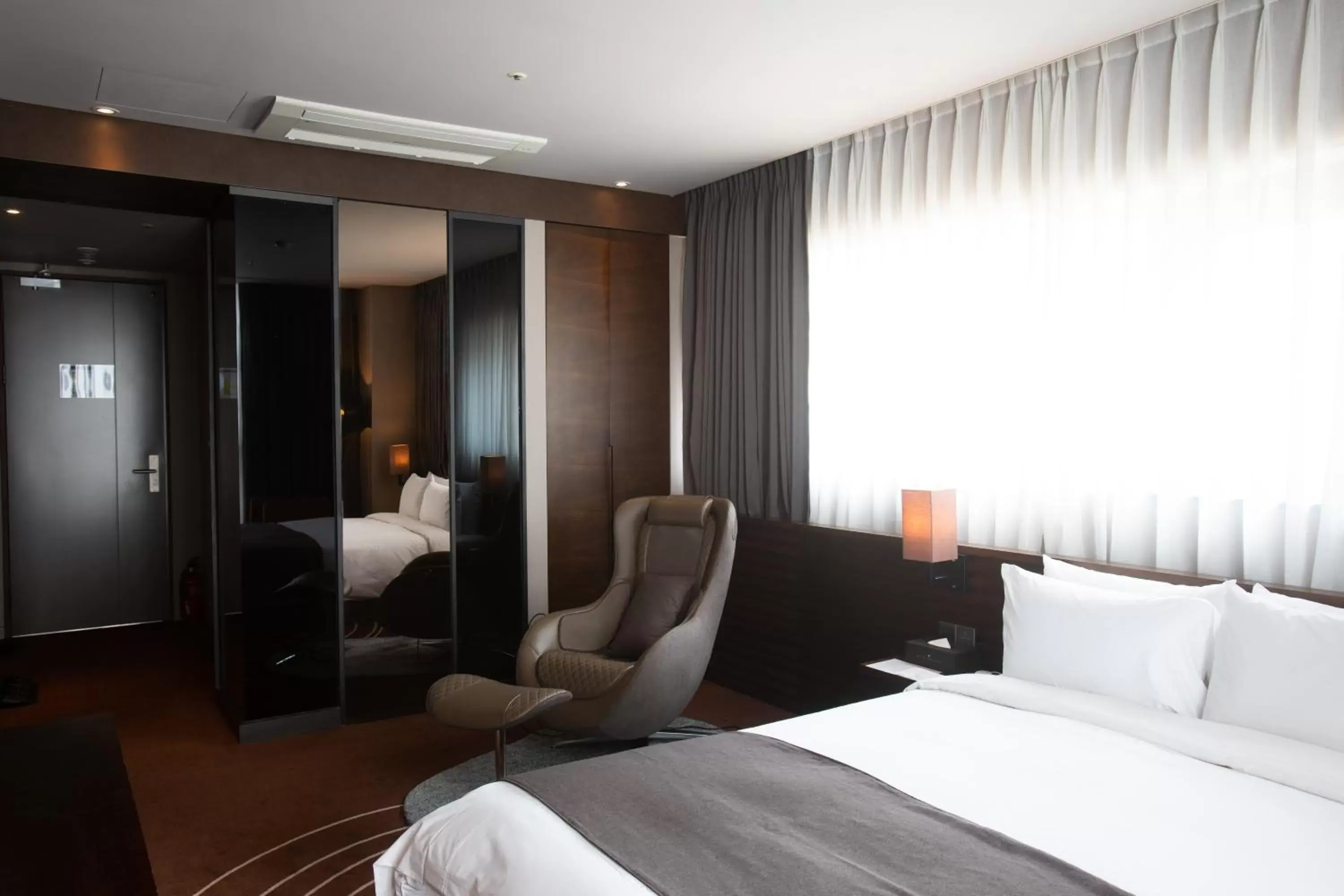 Bed in Best Louis Hamilton Hotel Haeundae