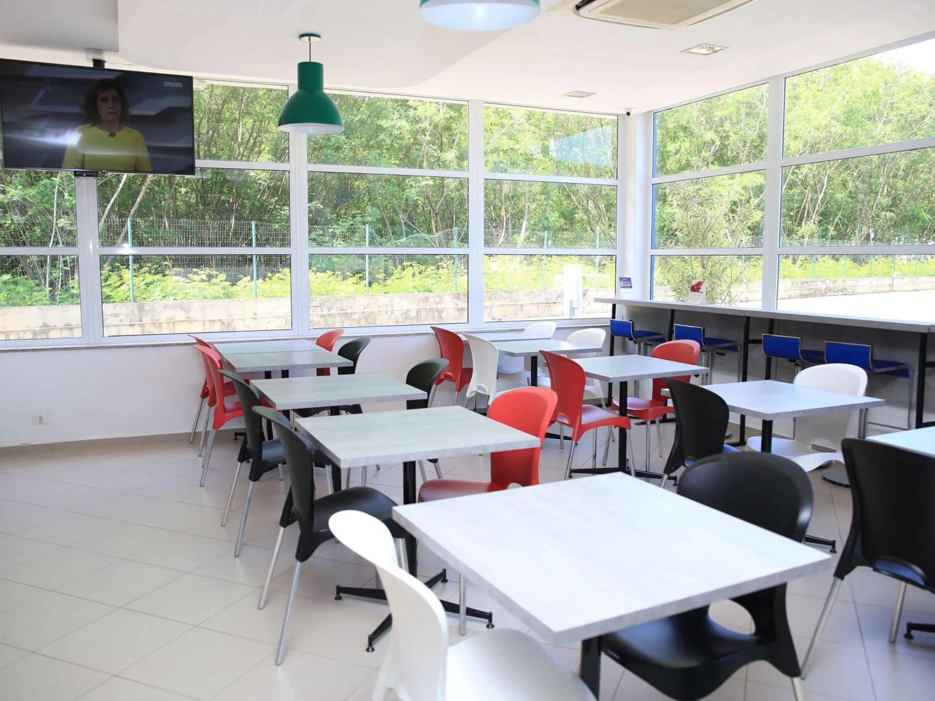 Restaurant/places to eat in ibis budget Piracicaba