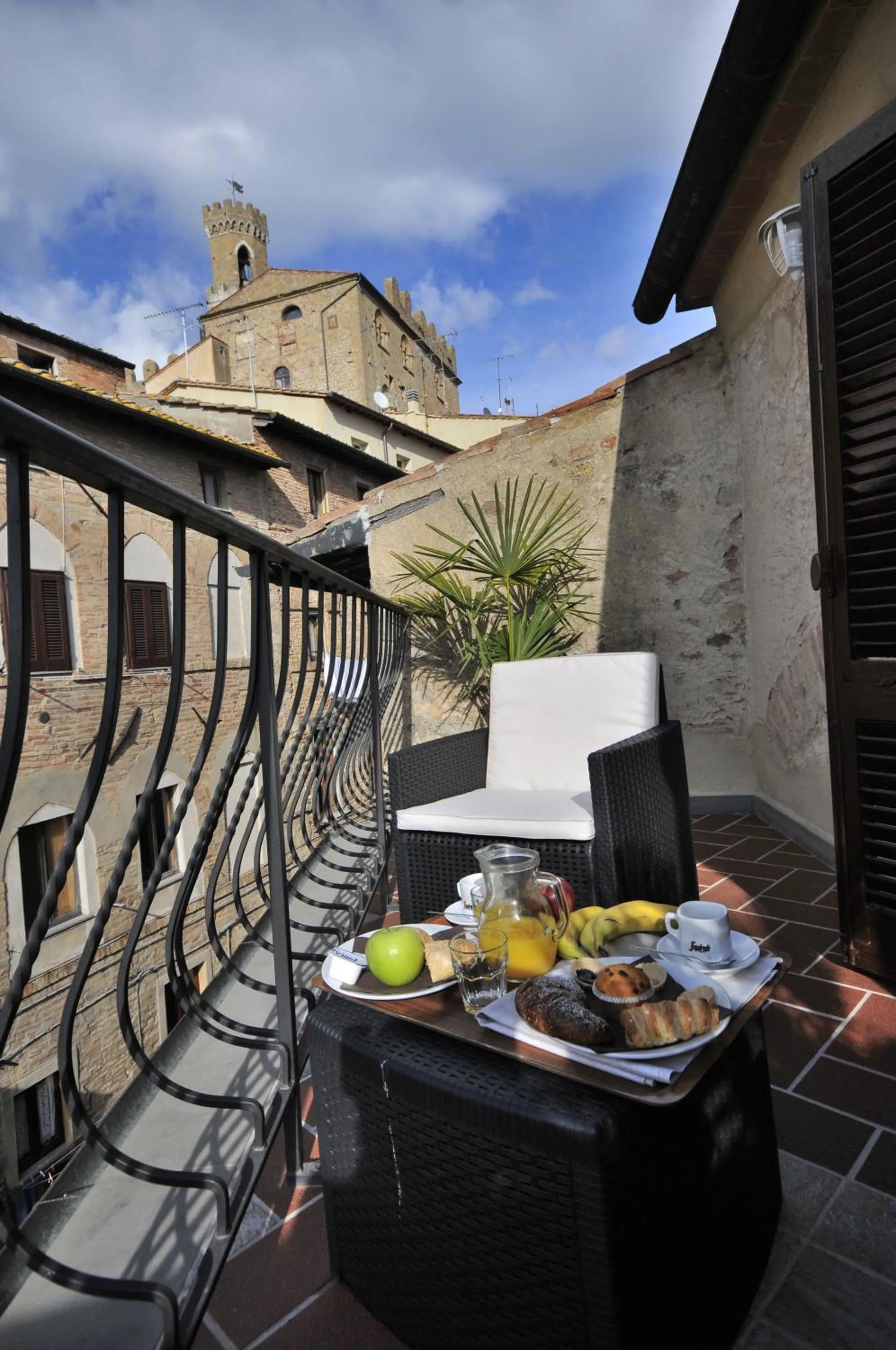 Balcony/Terrace in Hotel Volterra In Superior