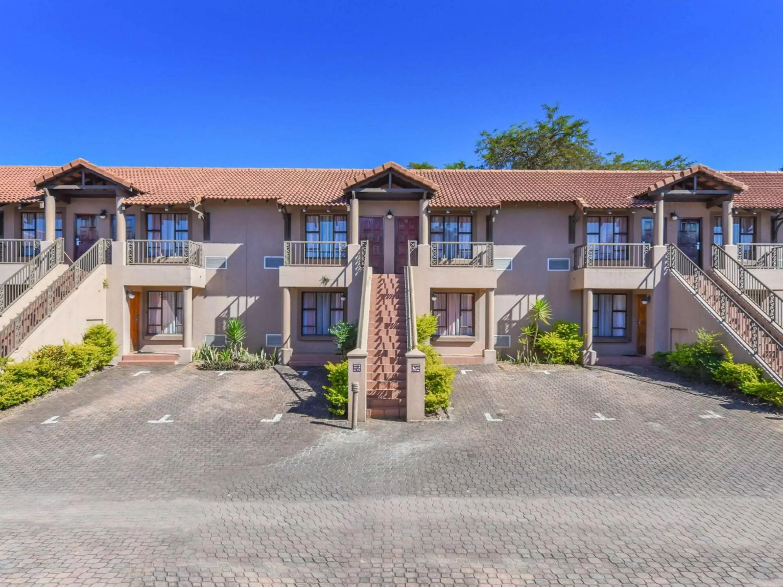 Property Building in Mercure Hotel Nelspruit