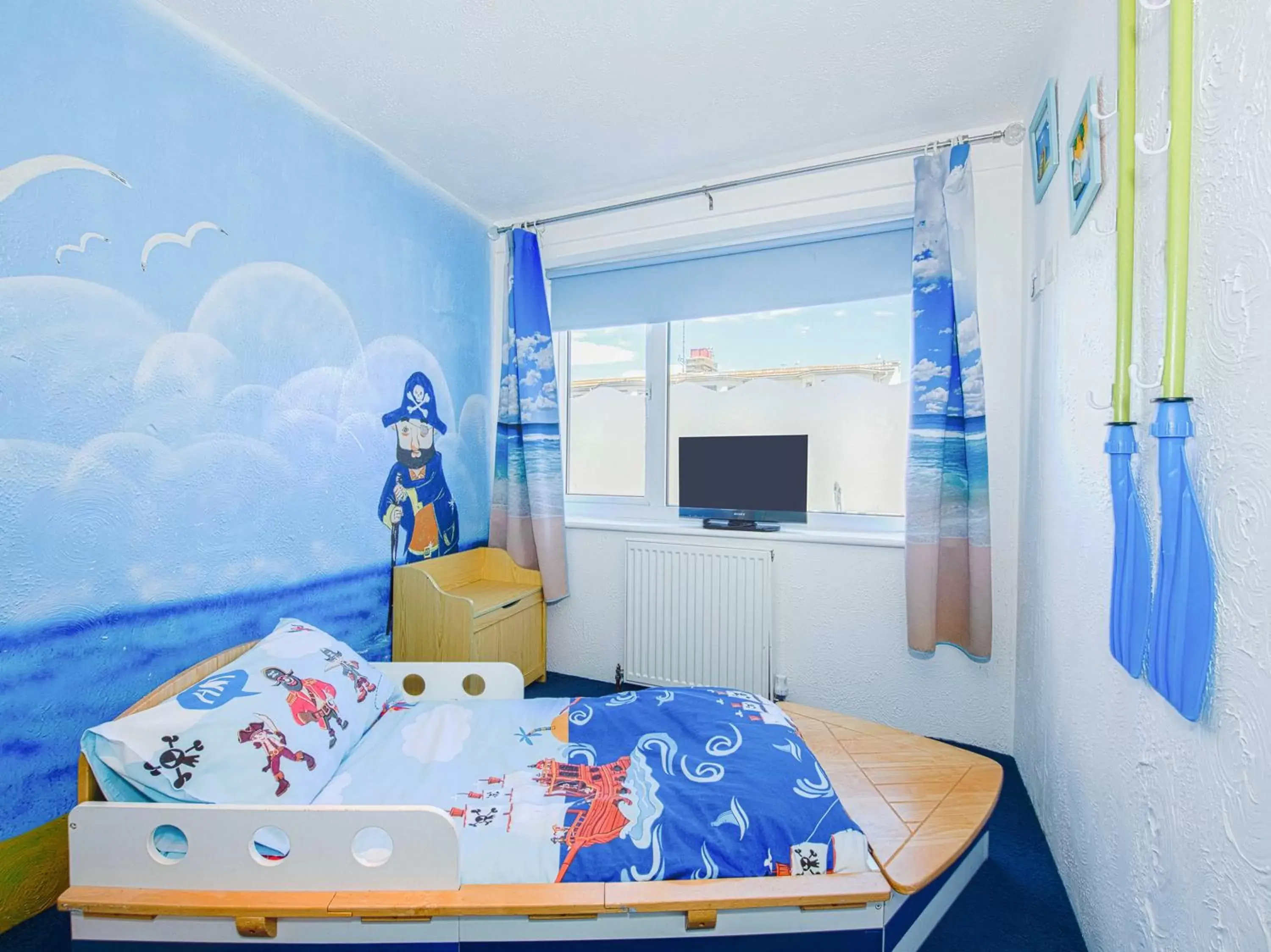 Bedroom in OYO Pier Hotel