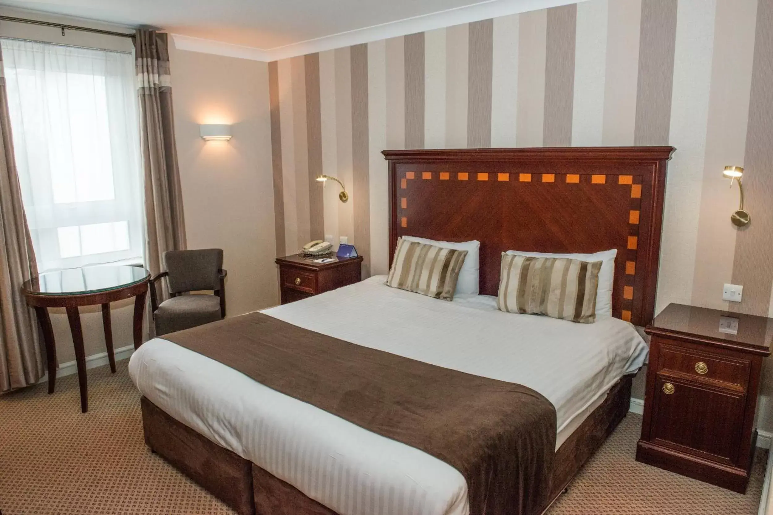 Special Offer - Double Room in Manor Of Groves Hotel
