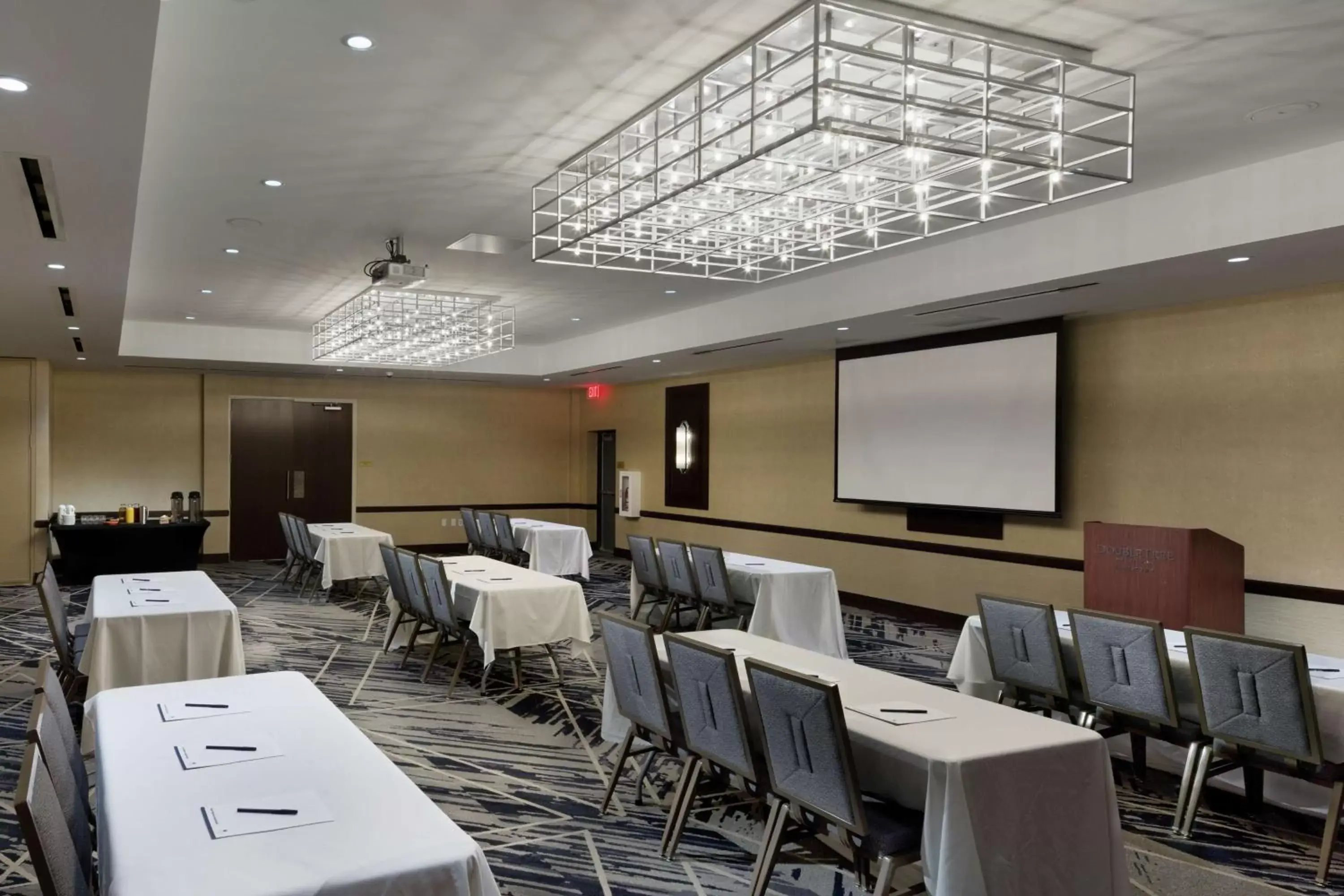 Meeting/conference room in Doubletree By Hilton Jamestown, Ny