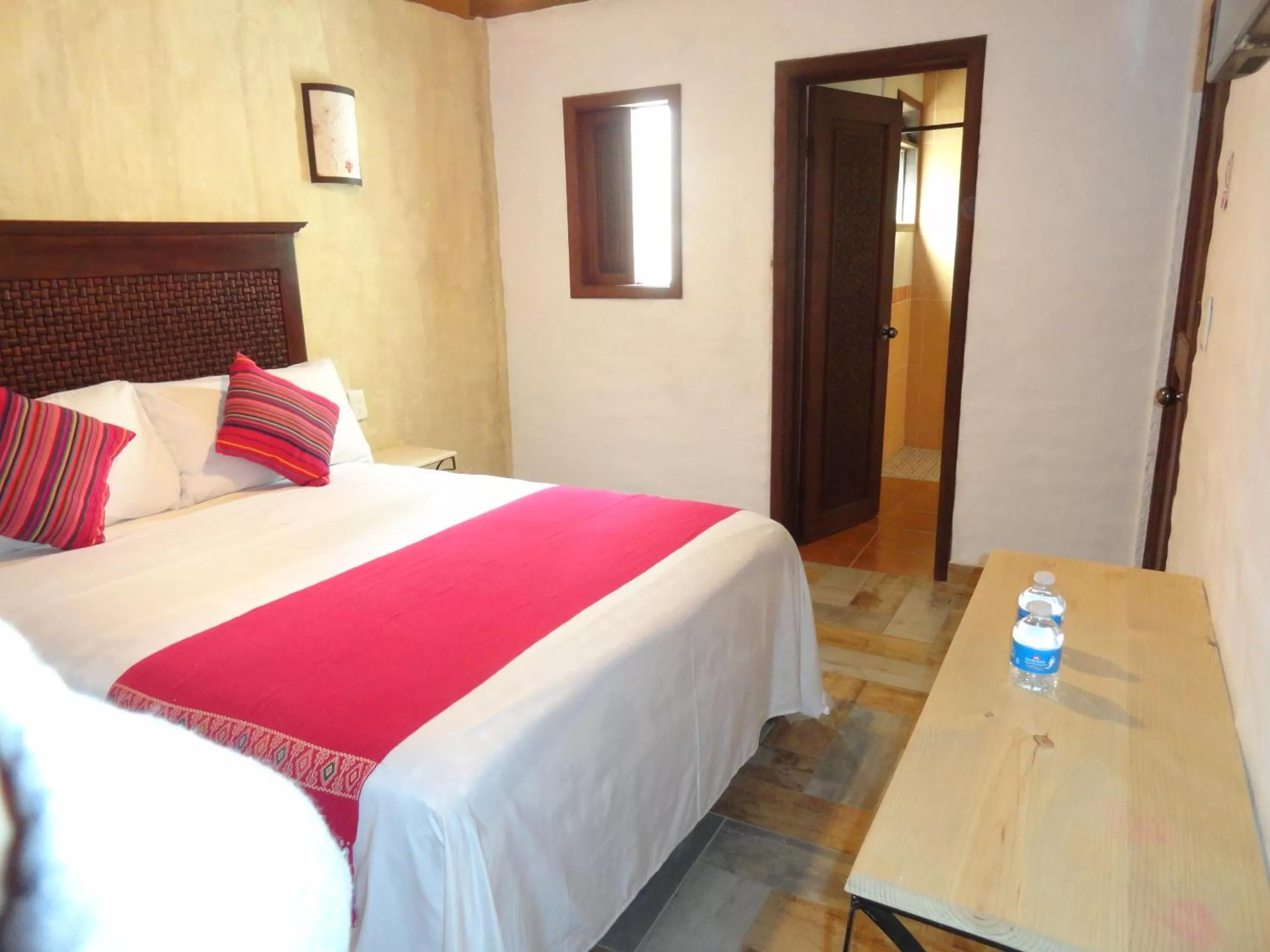 Property building, Bed in Hotel Na´Lum