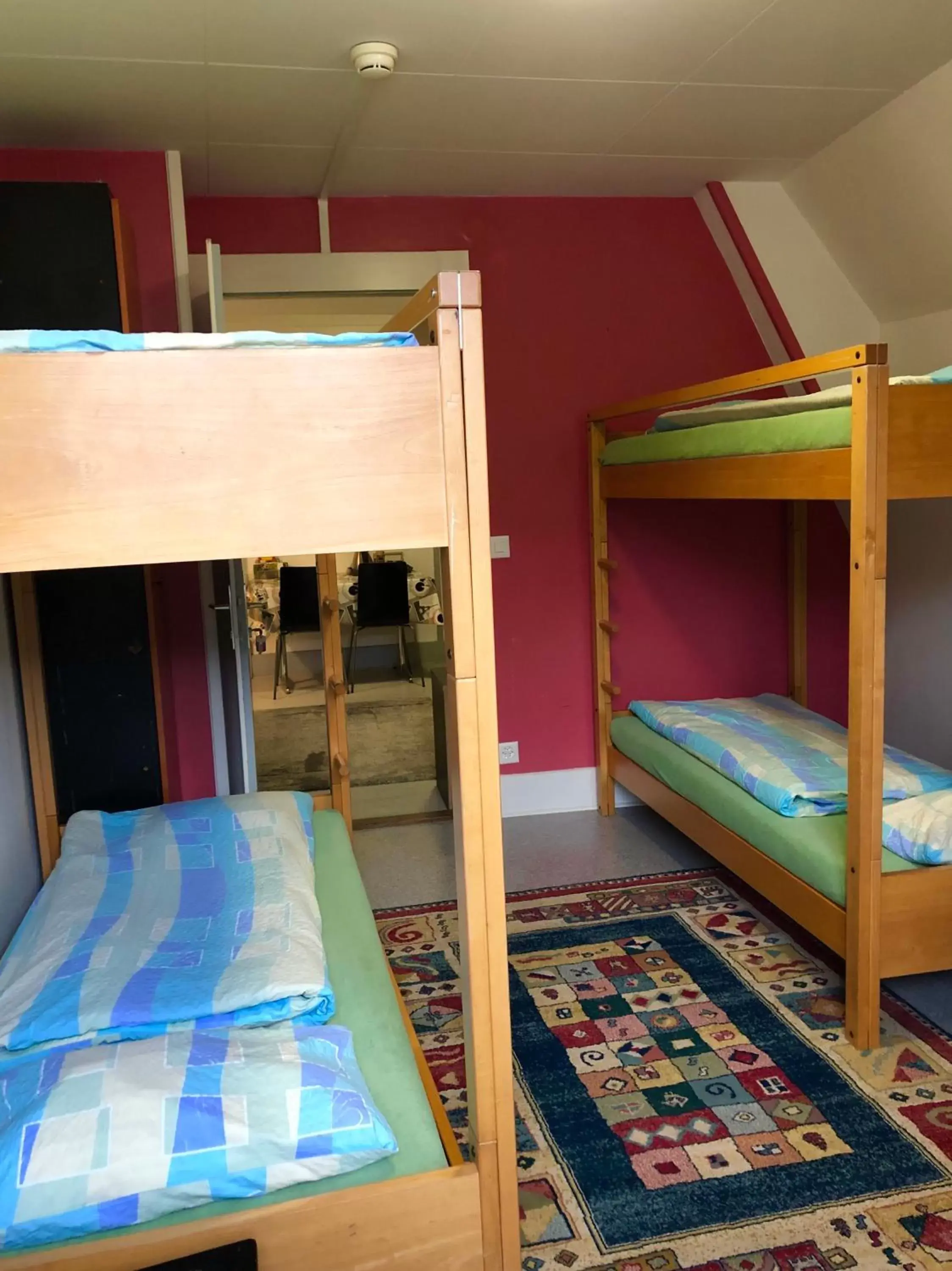 Bunk Bed in Auberge Pour Tous