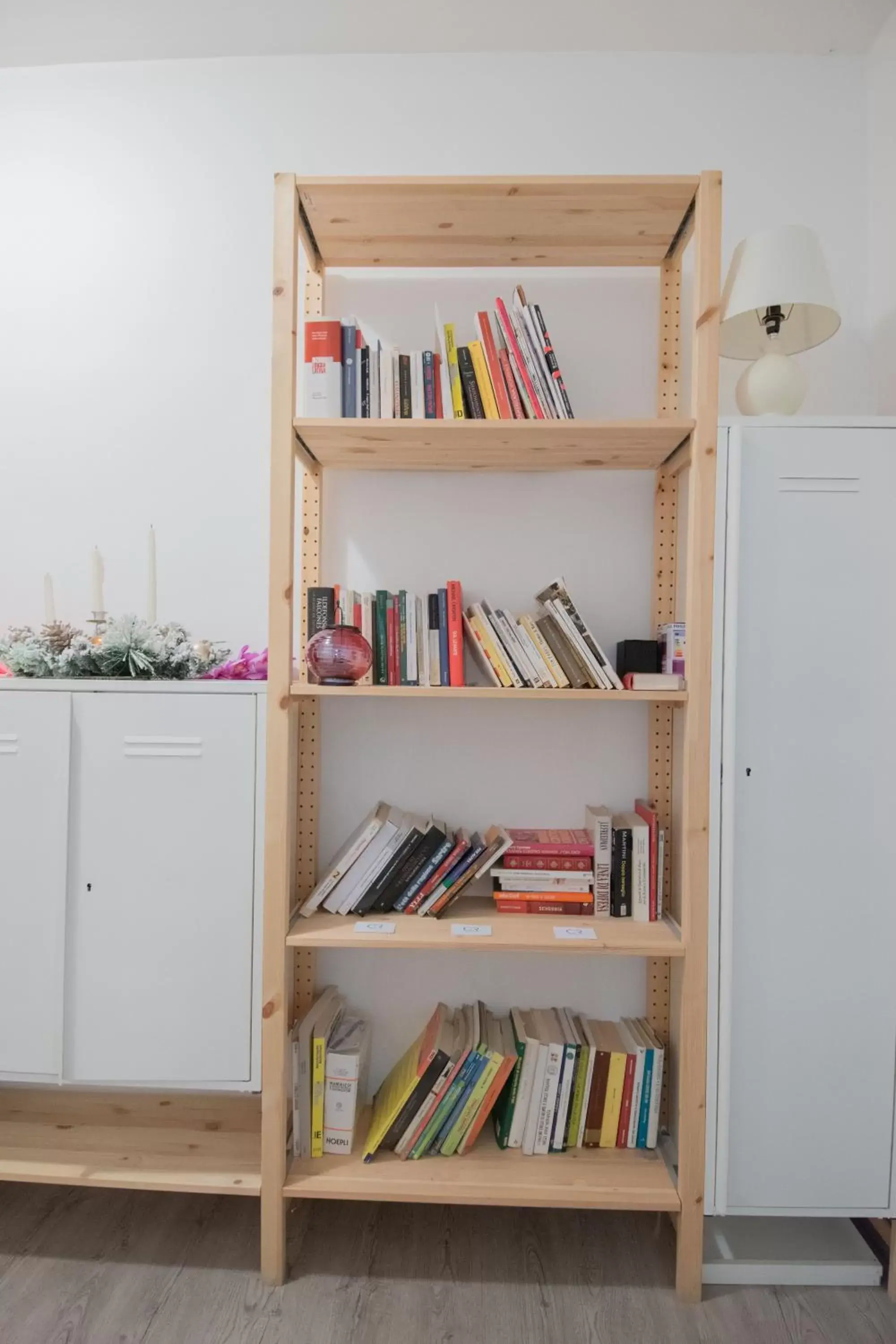 Library in Casa Rosmini rooms