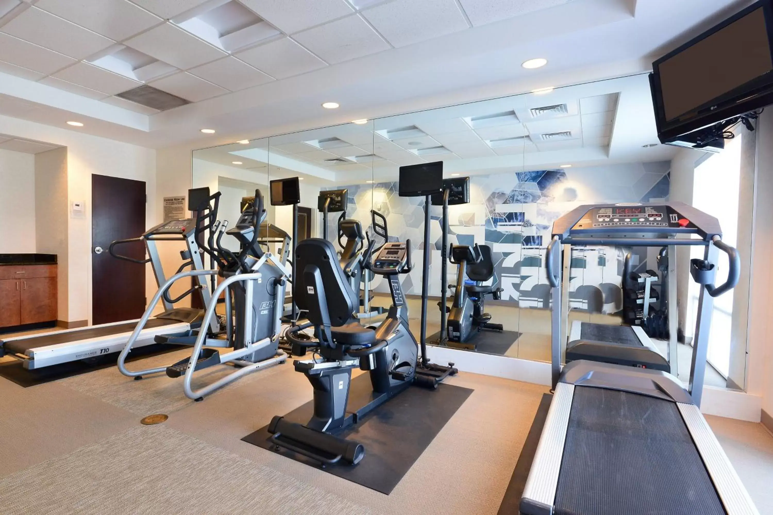 Fitness centre/facilities, Fitness Center/Facilities in SpringHill Suites by Marriott Lynchburg Airport/University Area
