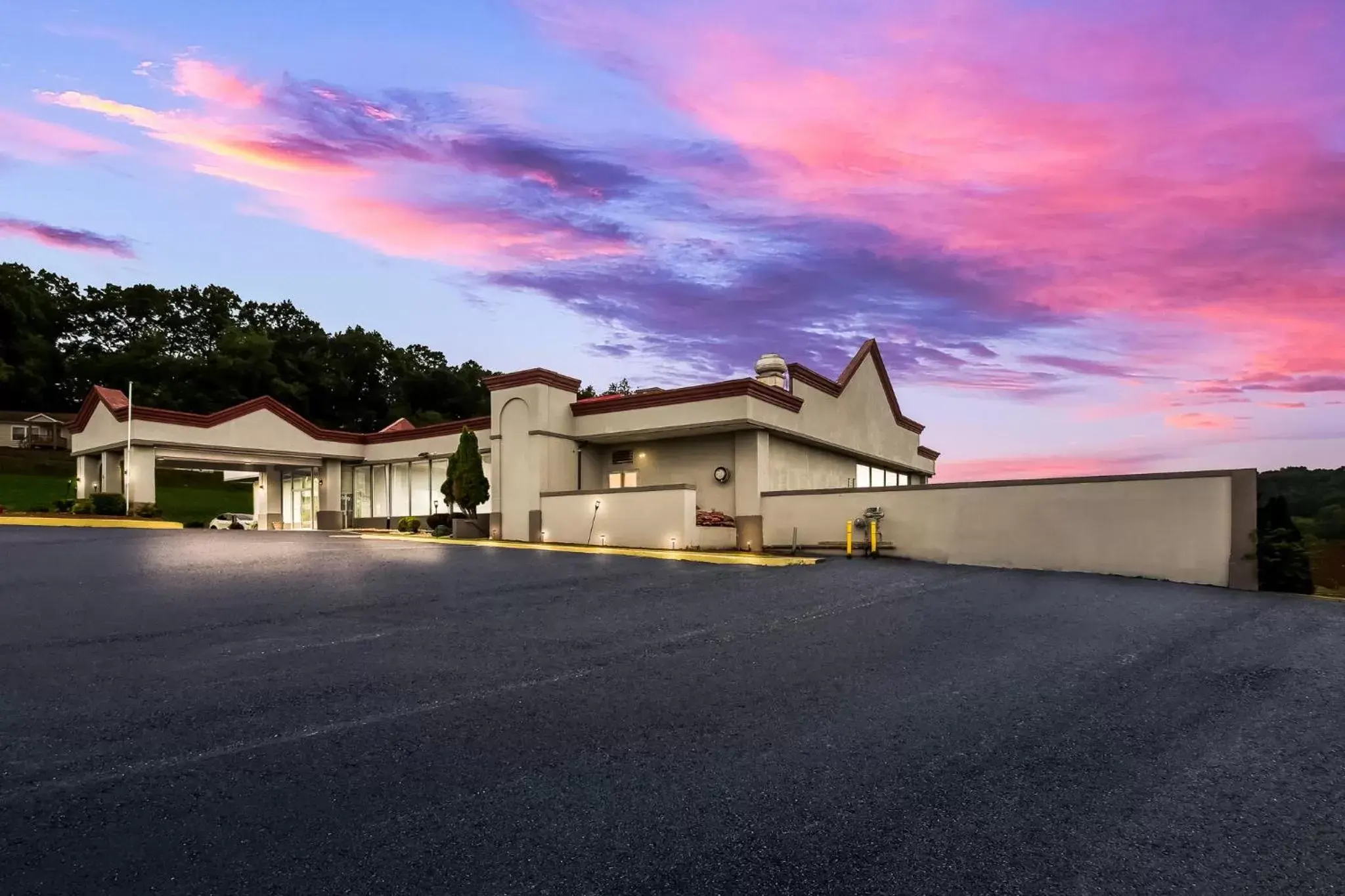 Property Building in Red Roof Inn New Stanton