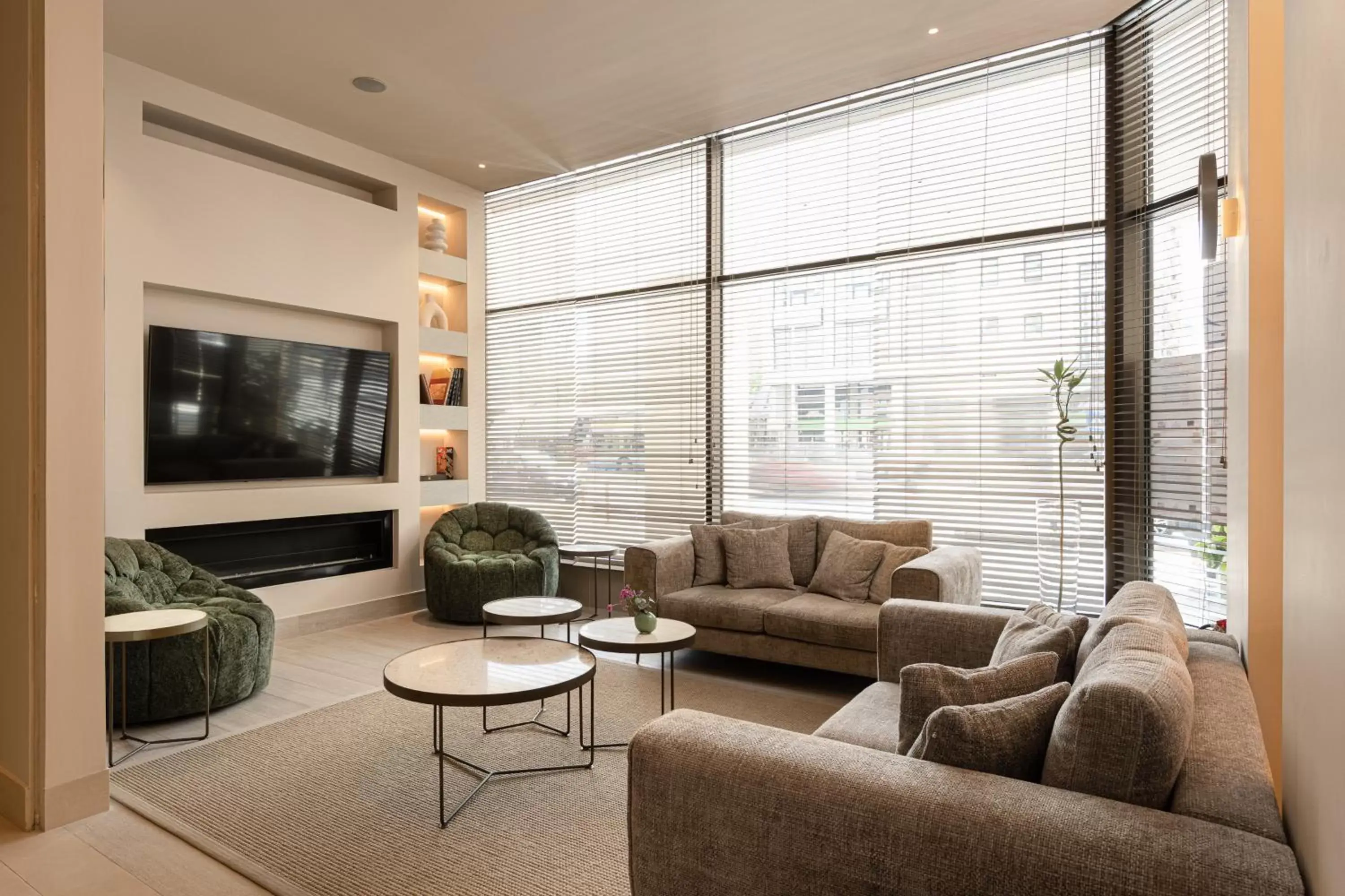 Property building, Seating Area in Holiday Inn Thessaloniki, an IHG Hotel