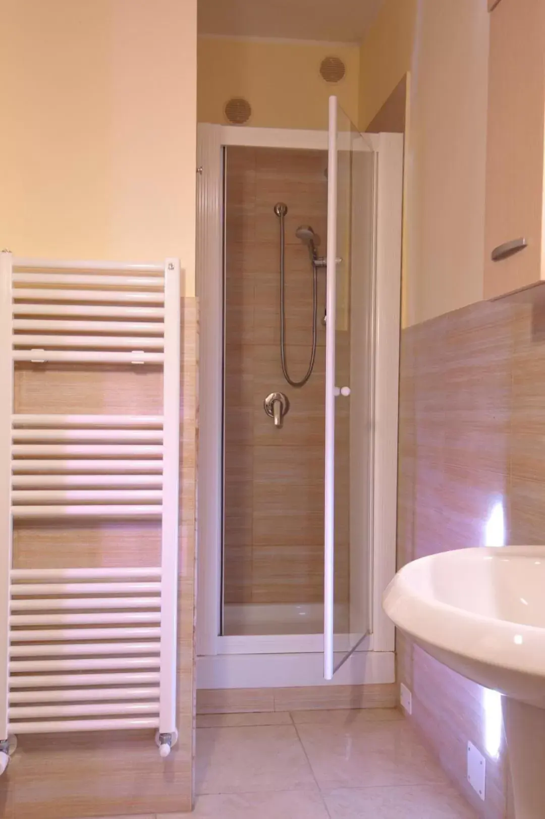 Shower, Bathroom in Le Mediterranee