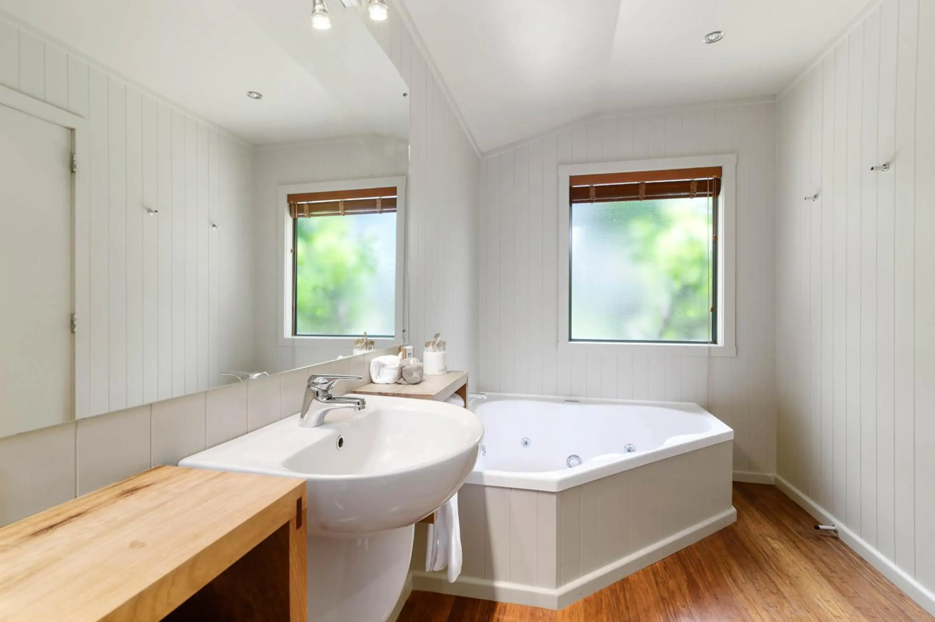 Bathroom in Koura Lodge