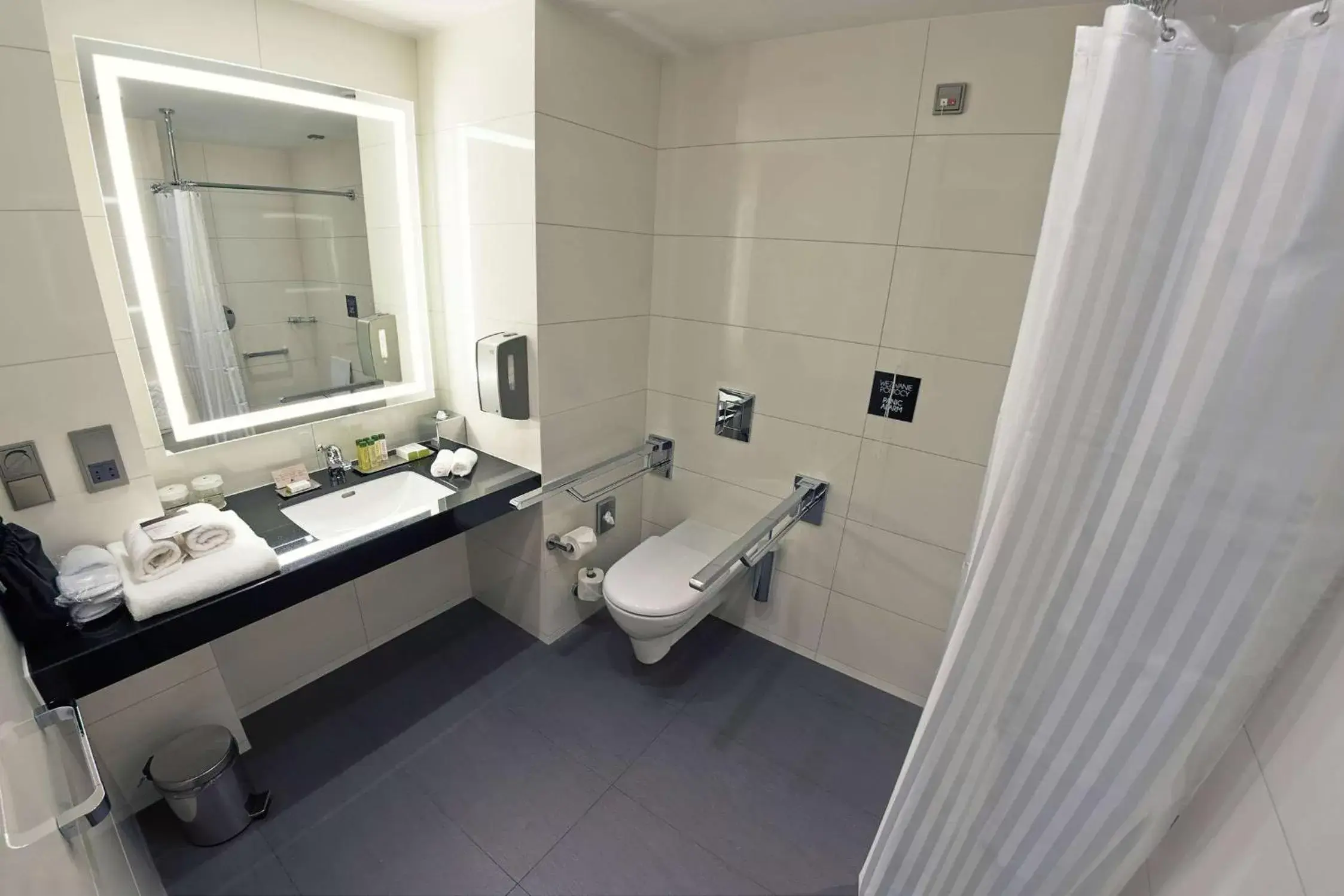 Bathroom in DoubleTree by Hilton Łódź