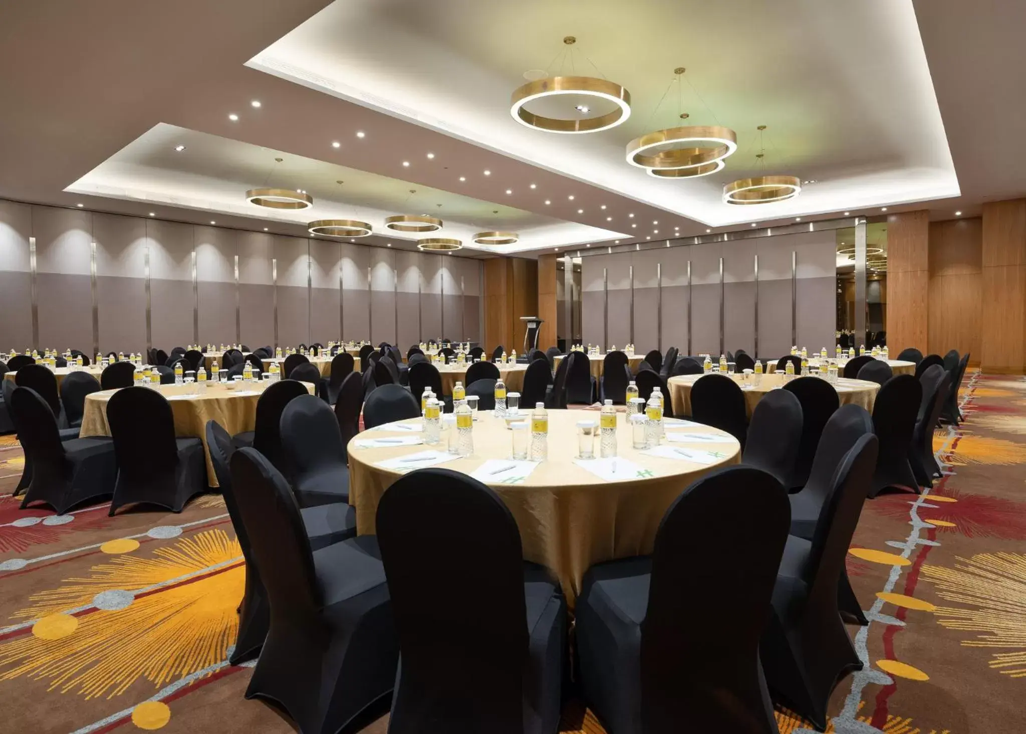 Business facilities, Banquet Facilities in Holiday Inn & Suites Jakarta Gajah Mada, an IHG Hotel