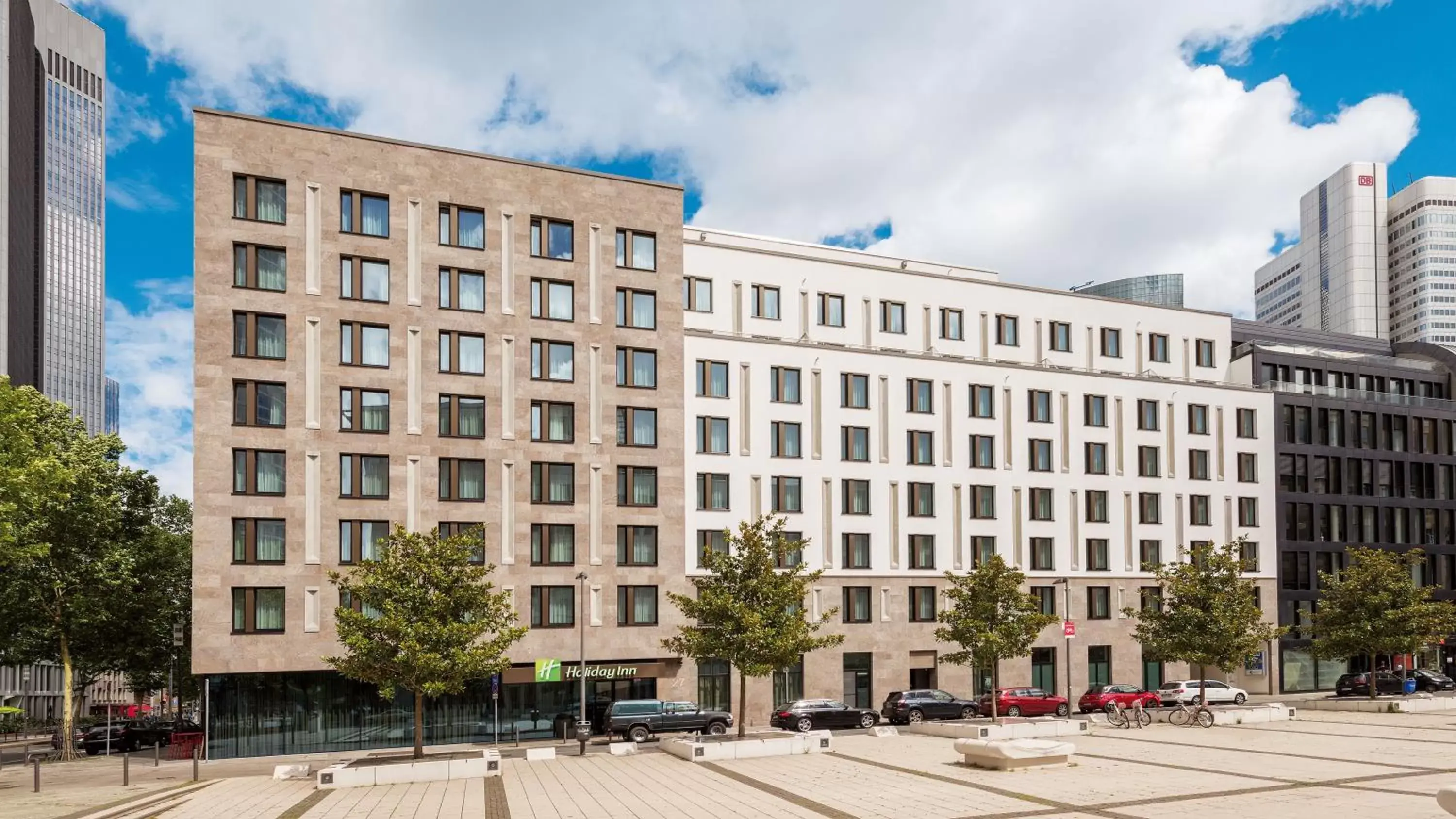 Property Building in Holiday Inn Frankfurt - Alte Oper, an IHG Hotel