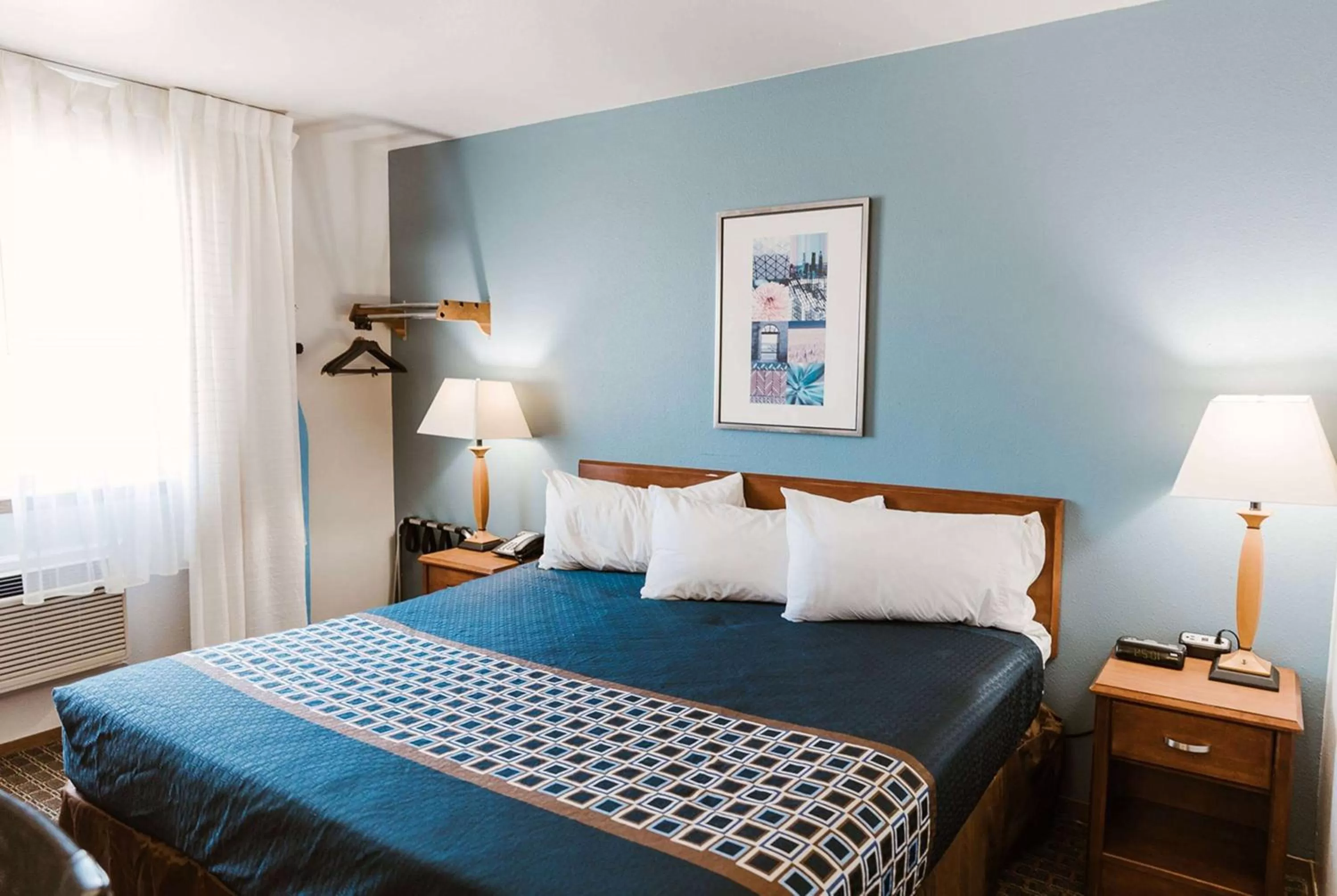 Photo of the whole room, Bed in Travelodge by Wyndham Worland