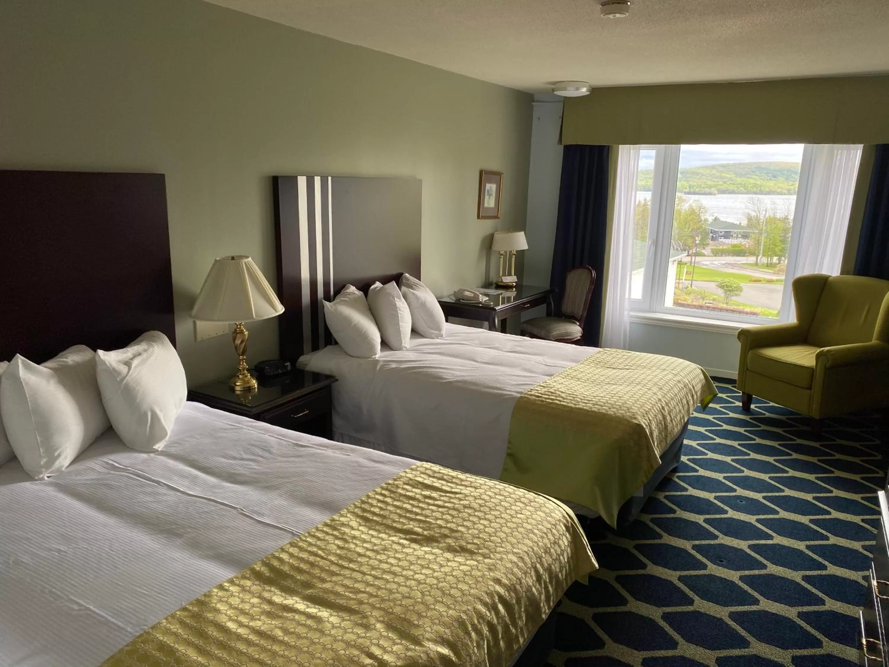 Photo of the whole room, Bed in Auberge Gisele's Inn