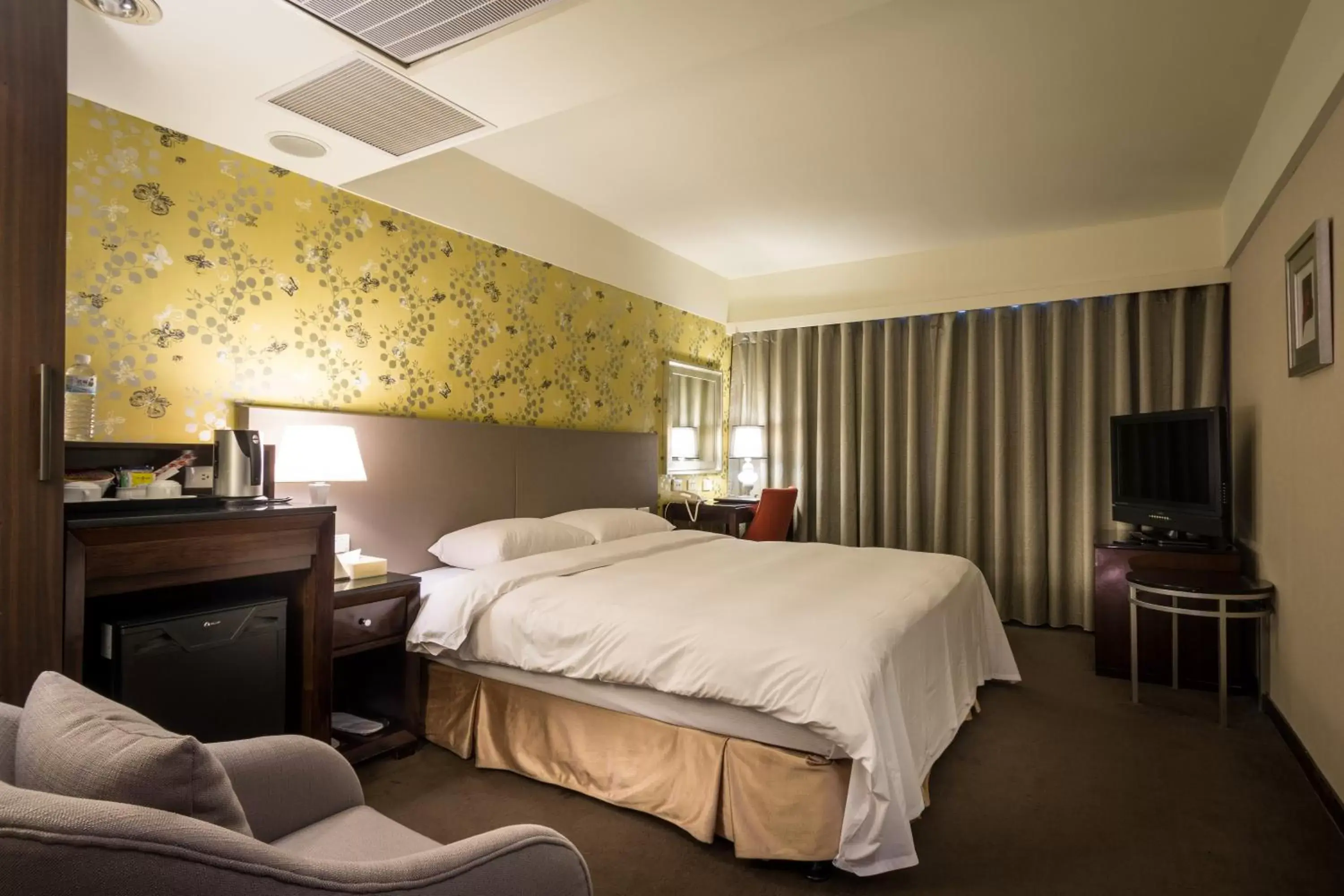 Standard Double Room in Delight Hotel Standard Double Room in Delight Hotel